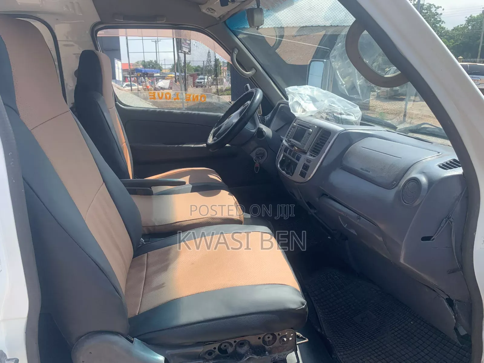 Nissan Caravan (Urvan) 2007 White