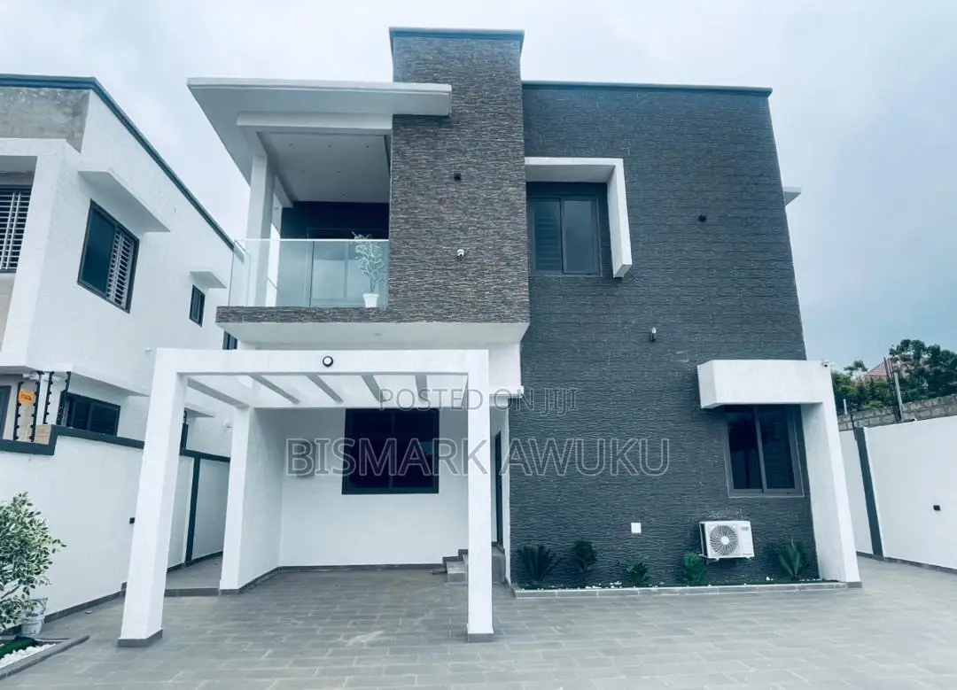 4bdrm House in East Legon for sale