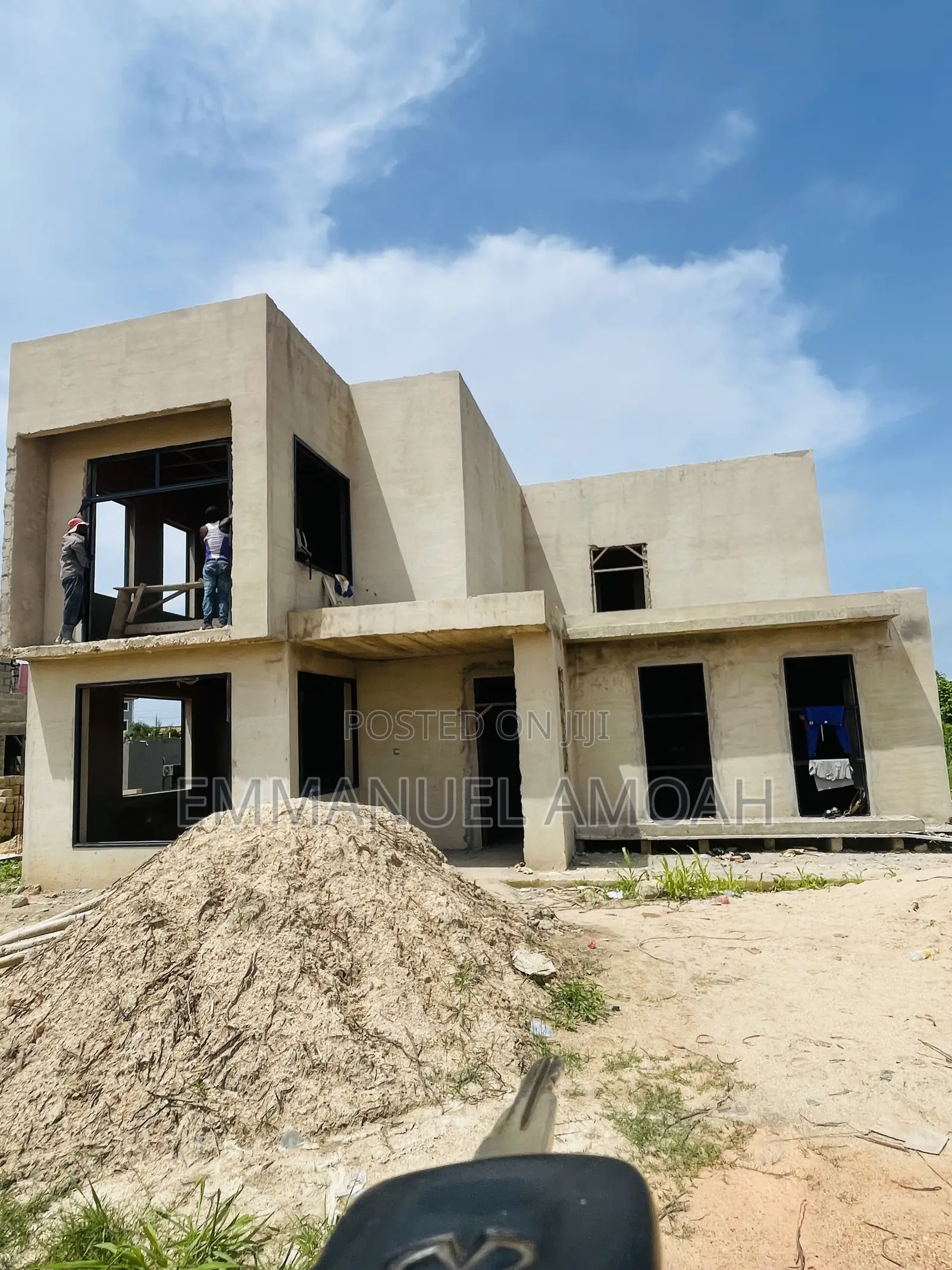 5bdrm House in Amoah, Takoradi for sale