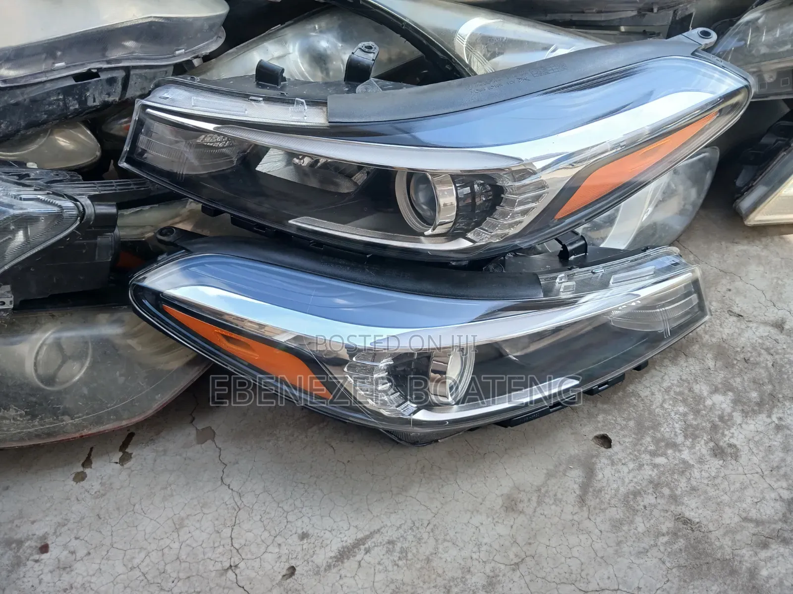Kia Forte 2017 Model Headlight