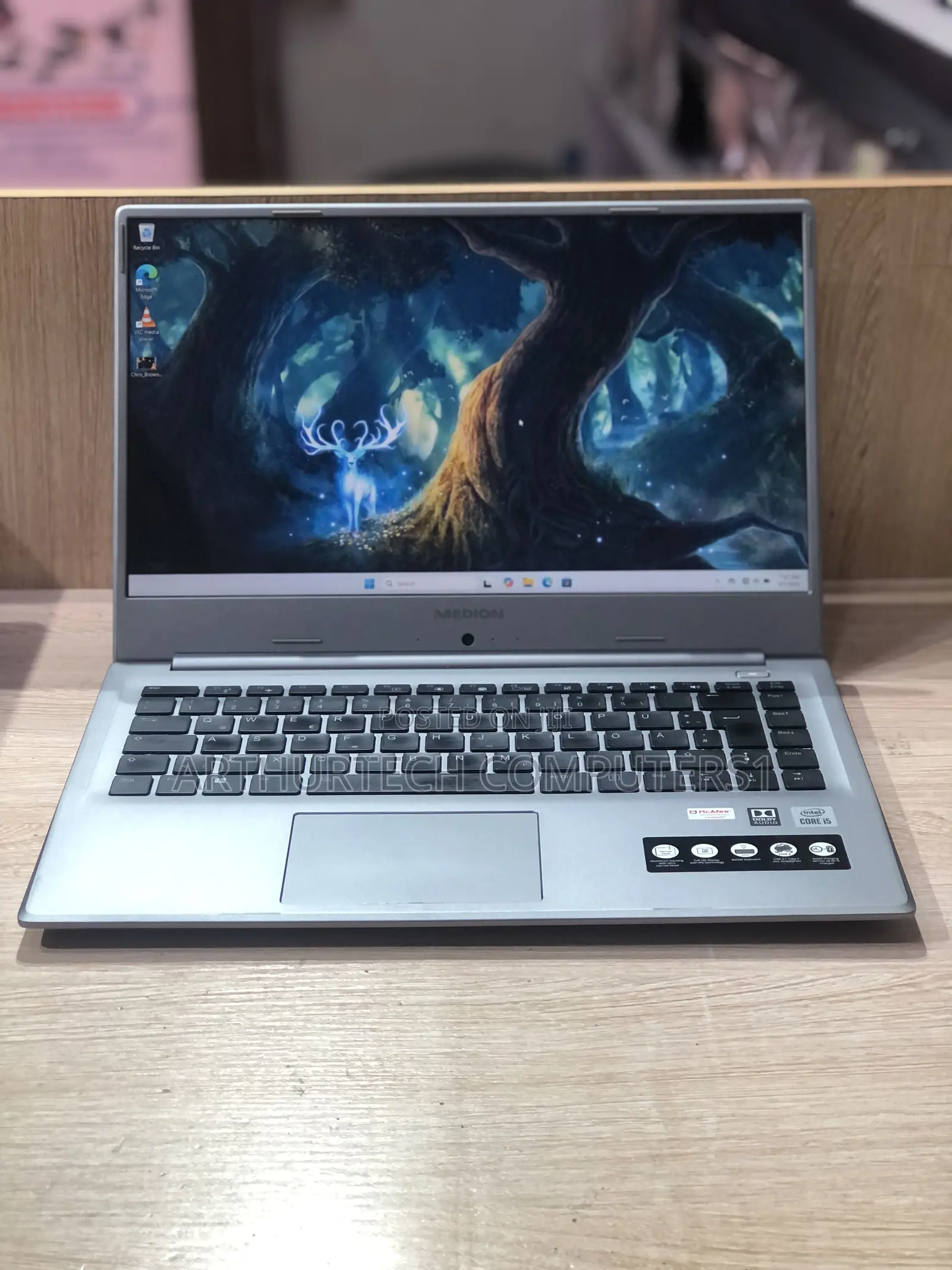 Laptop Medion 8GB Intel Core i5 SSD 512GB
