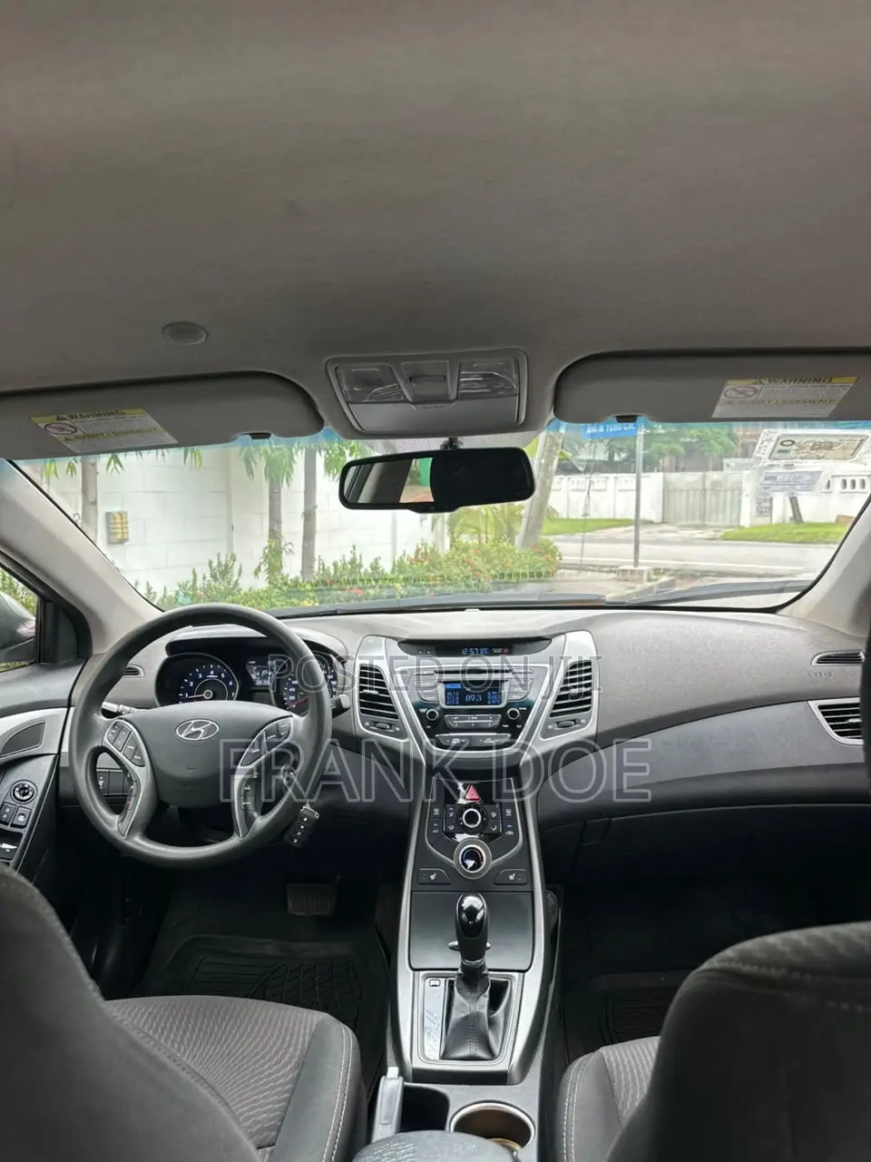 Hyundai Elantra SE Sedan FWD (1.8L 4cyl 6A) 2016 Gray