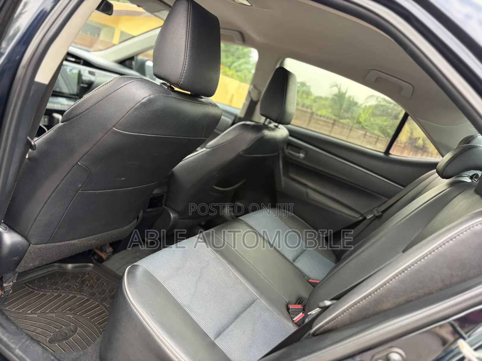 Toyota Corolla S 4dr Sedan (1.8L 4cyl CVT) 2015 Blue