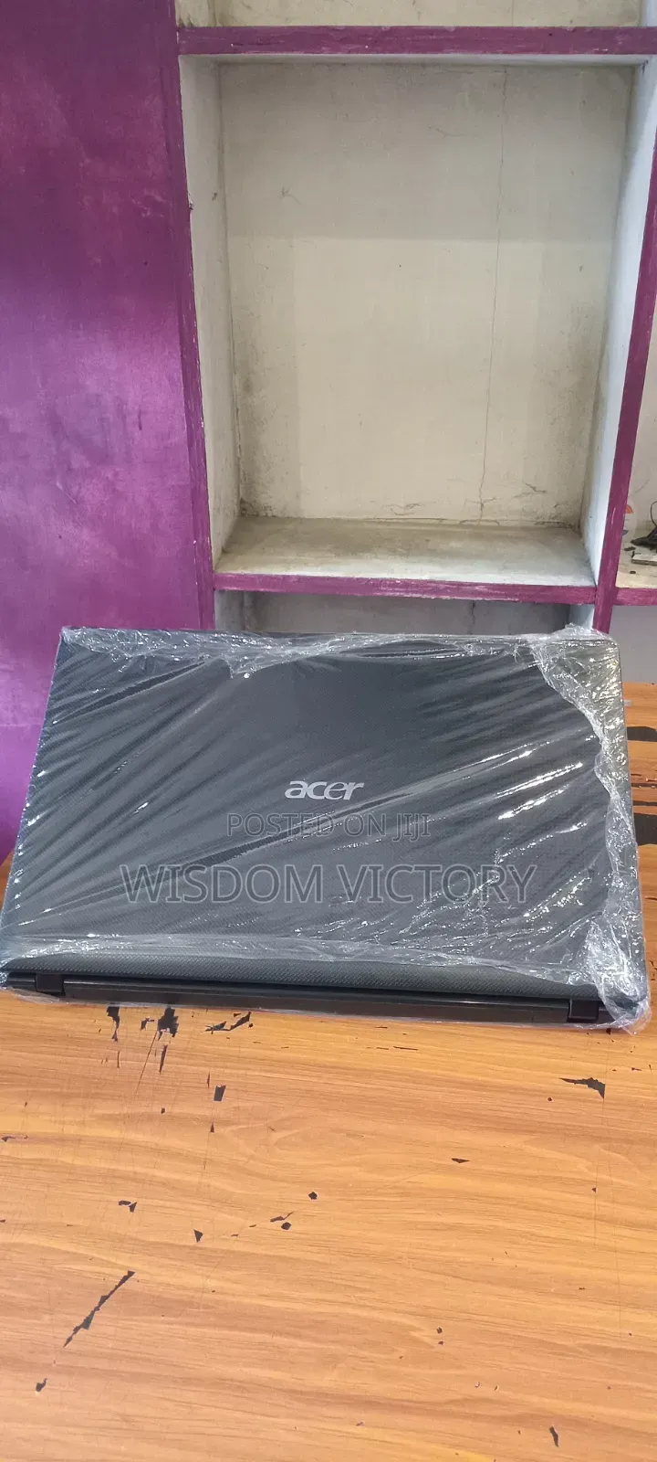 New Laptop Acer 4GB Intel Core i3 HDD 500GB