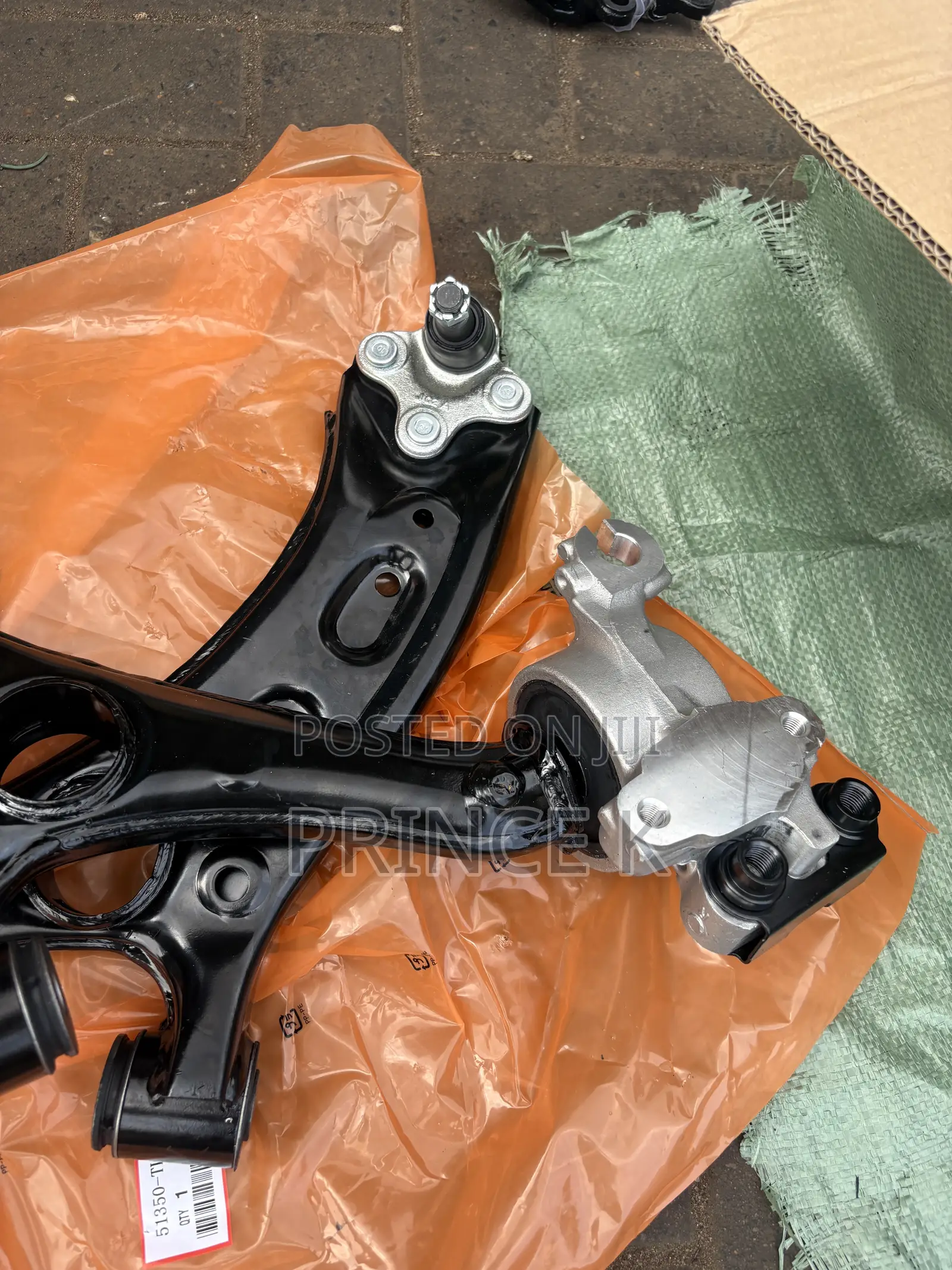Complete Lower Armhonda CRV 2018-2022