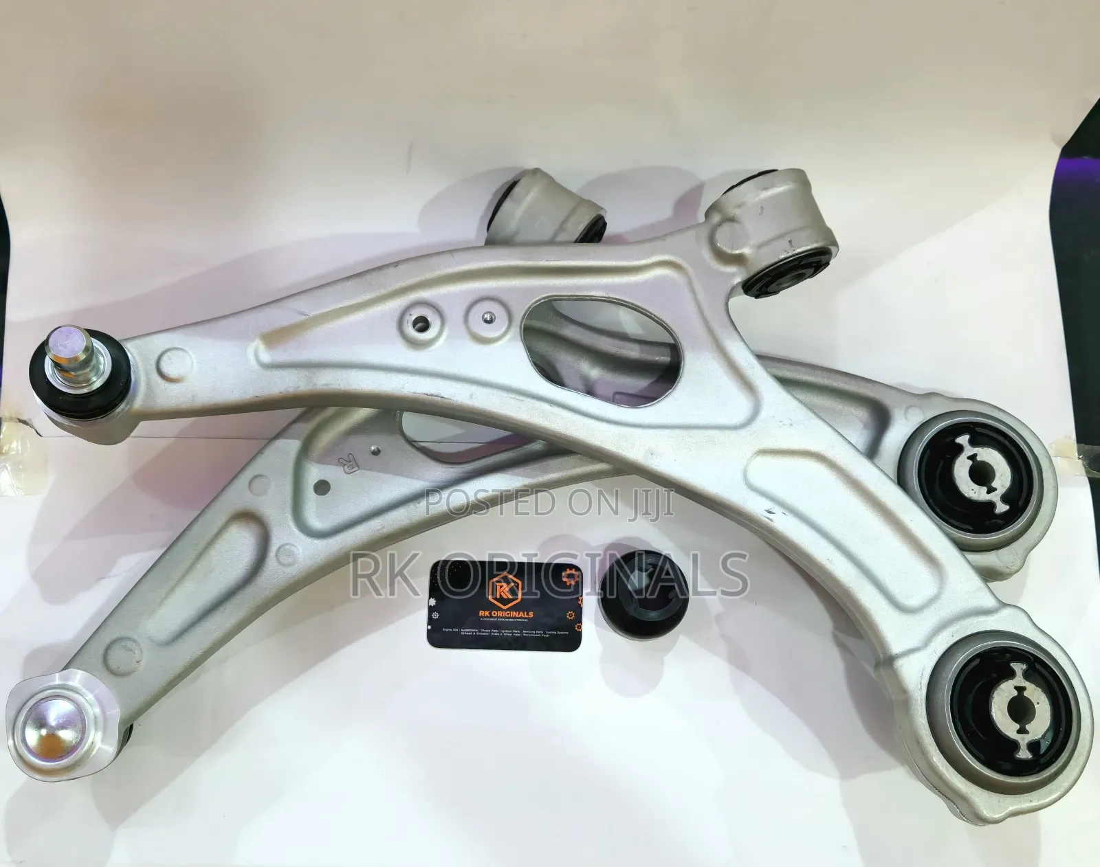 Escape/Bronco 2020-2025 Motorcraft Lower Arms Pair From Usa