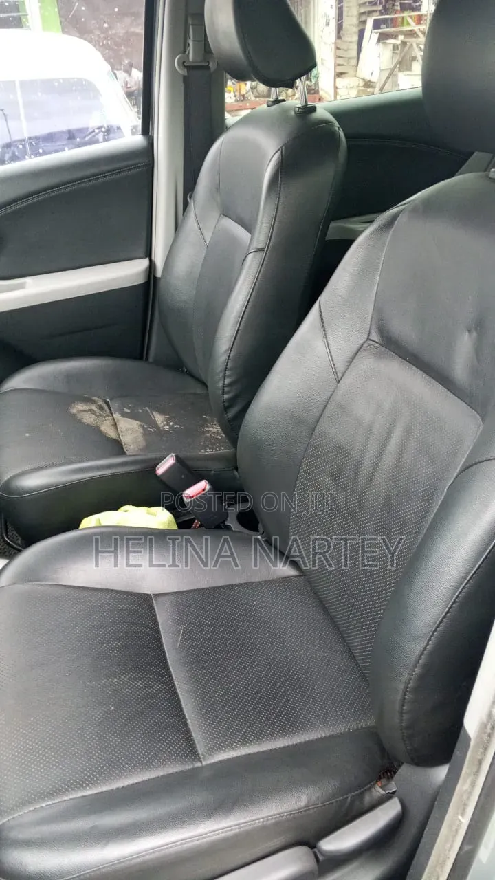 Toyota Yaris 2009 Gray