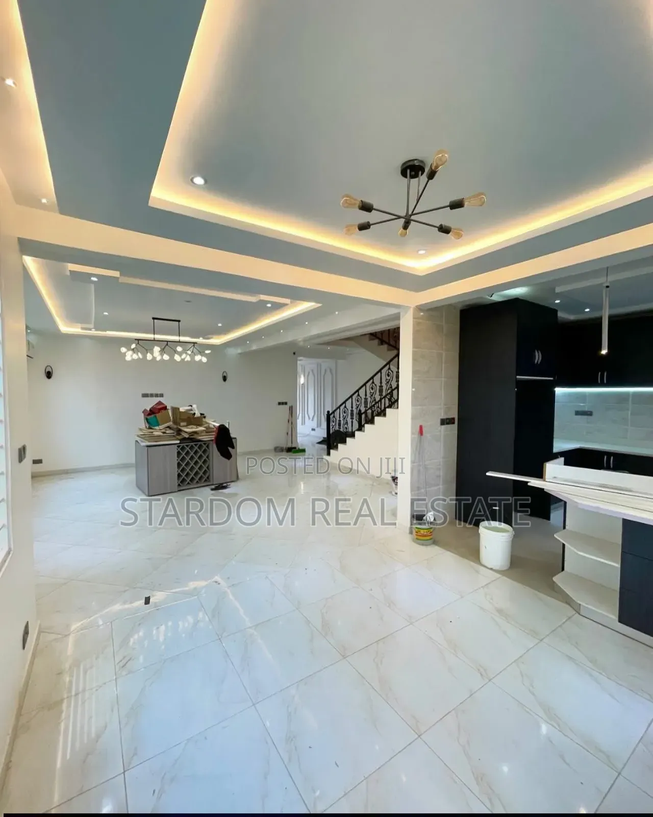 3bdrm Duplex in Borteyman, School Junction for rent
