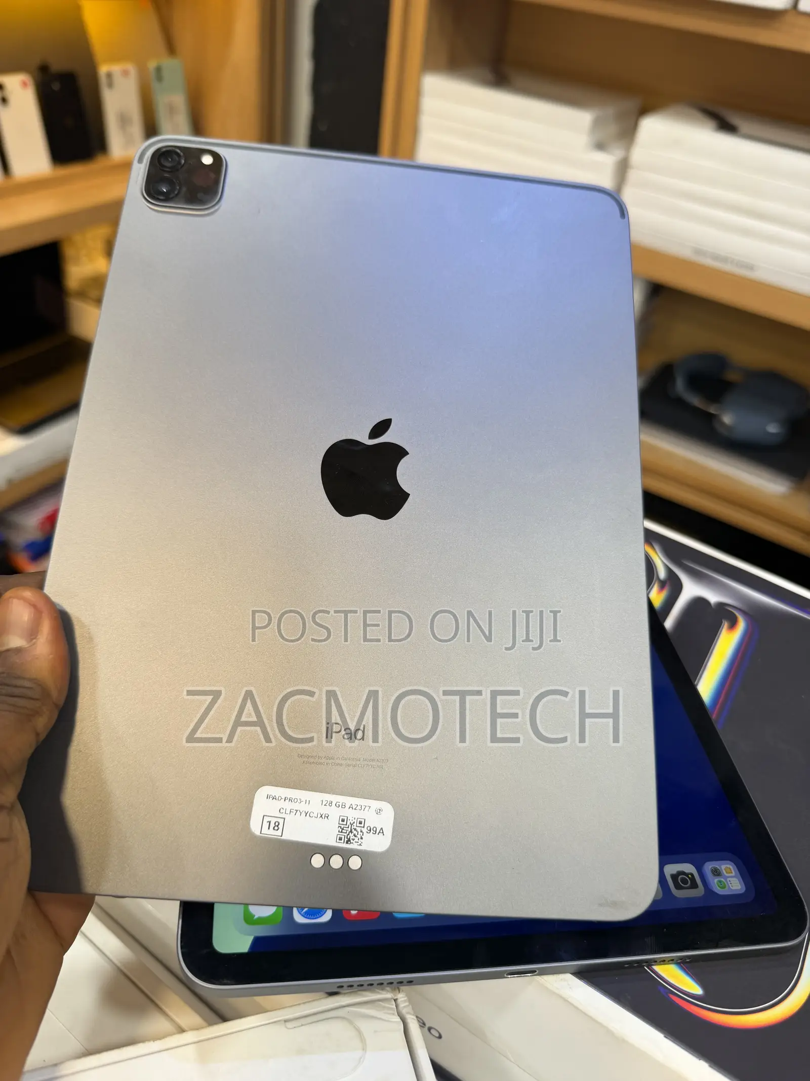 Apple iPad Pro 11 (2022) 128 GB Gray