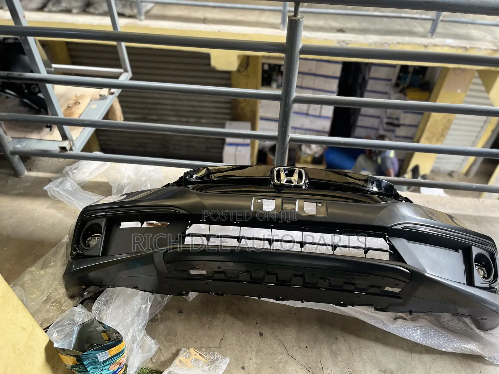 Honda Civic 2019 Front Bumper Complete 2016, 2017, 2018, 2019, 2020