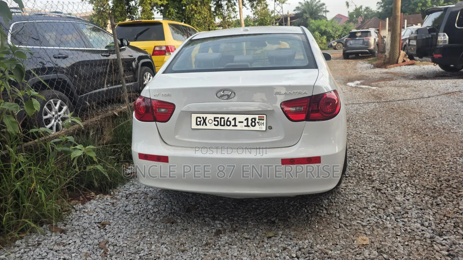Hyundai Elantra 2011 White
