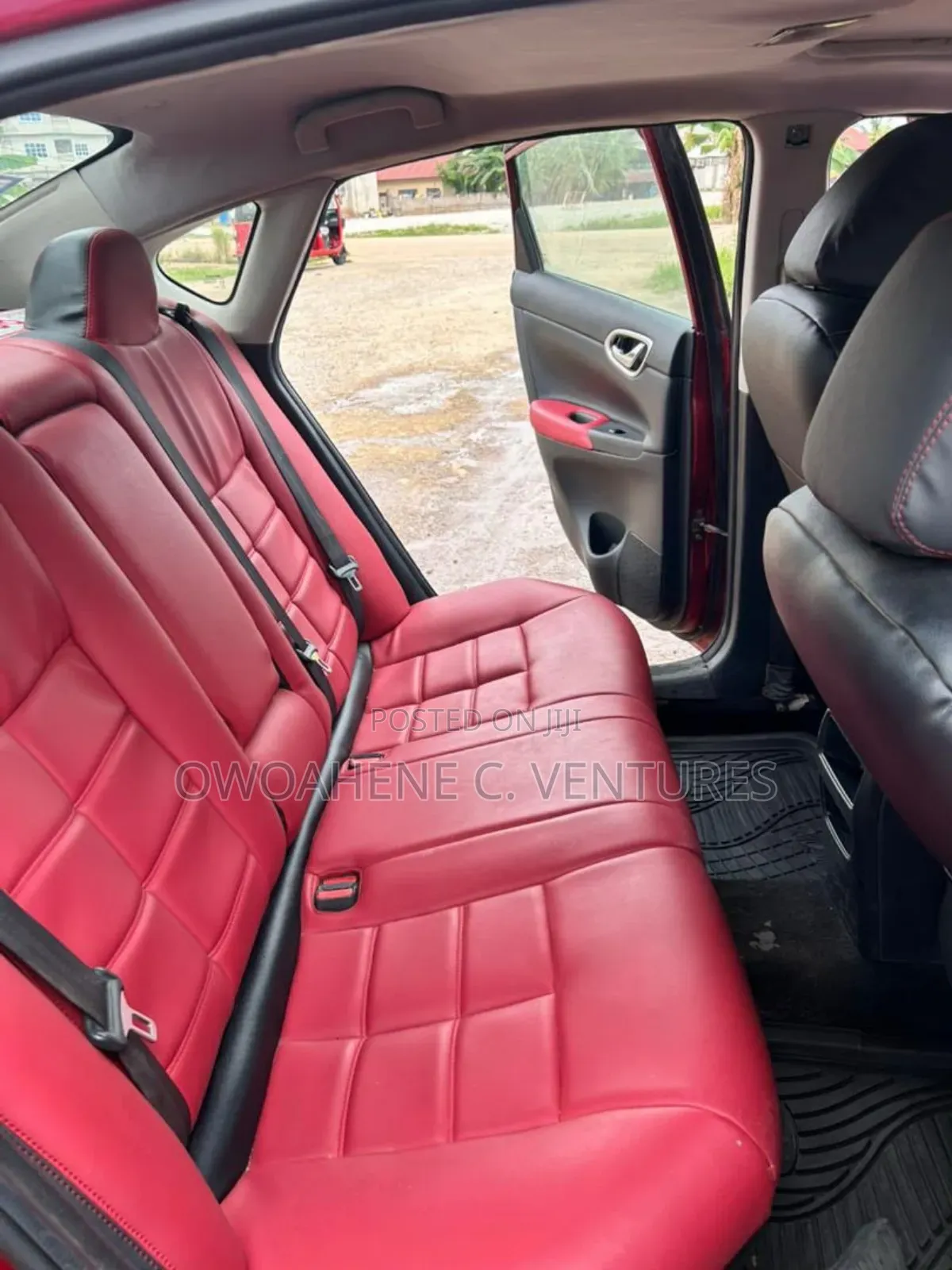 Nissan Sentra 2018 Red