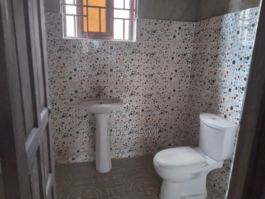 3bdrm House in Potsin Junction, Agona West Municipal for sale