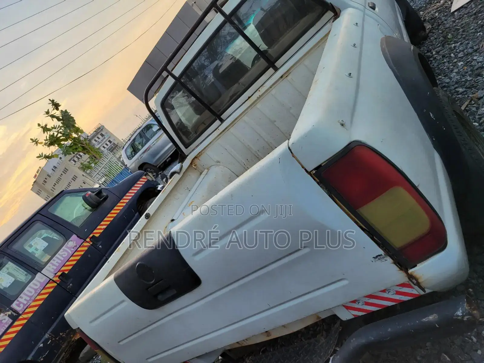 Nissan Hardbody 2008 White