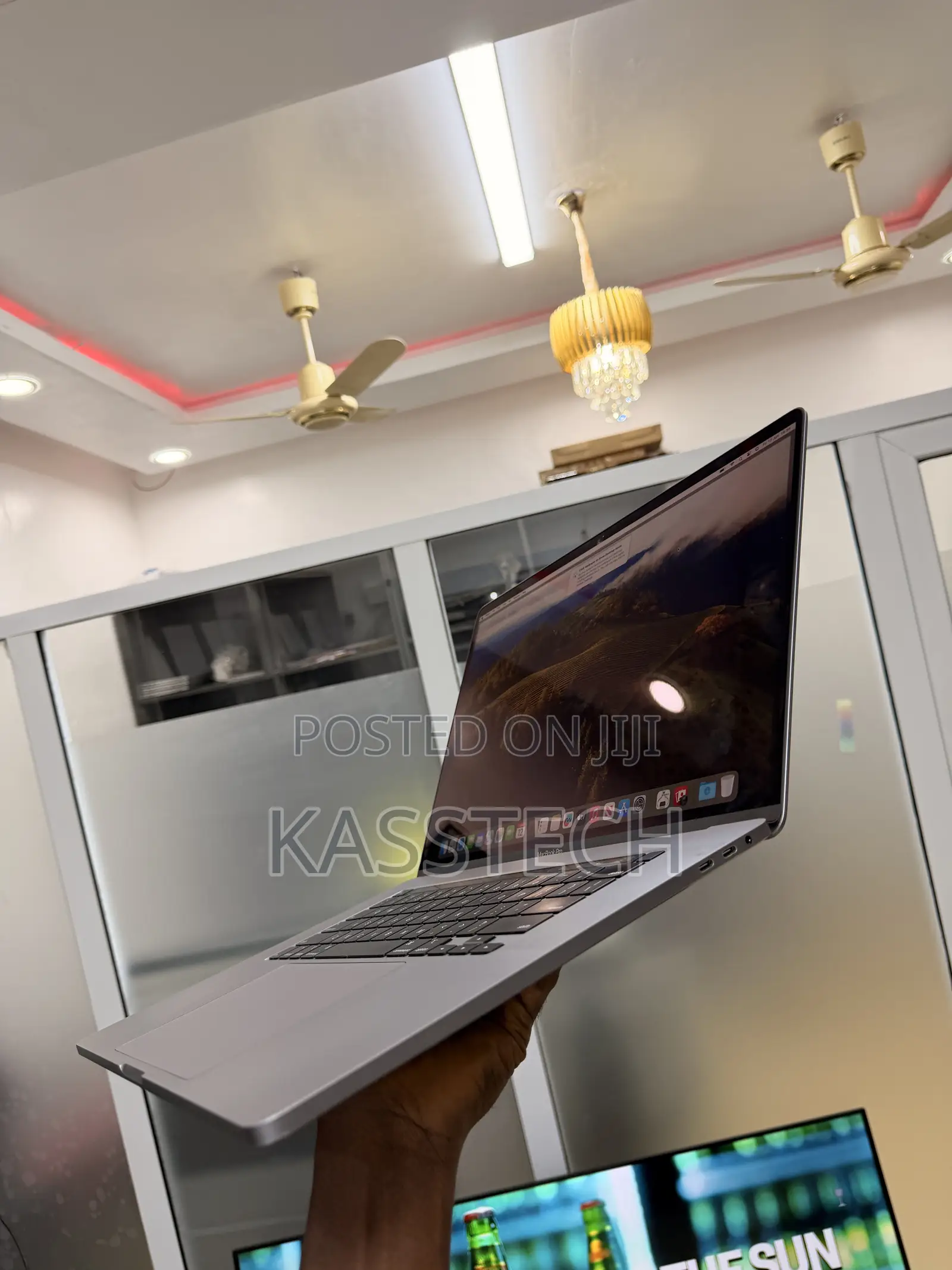 Laptop Apple MacBook Pro 2019 16GB Intel Core i9 SSD 1T