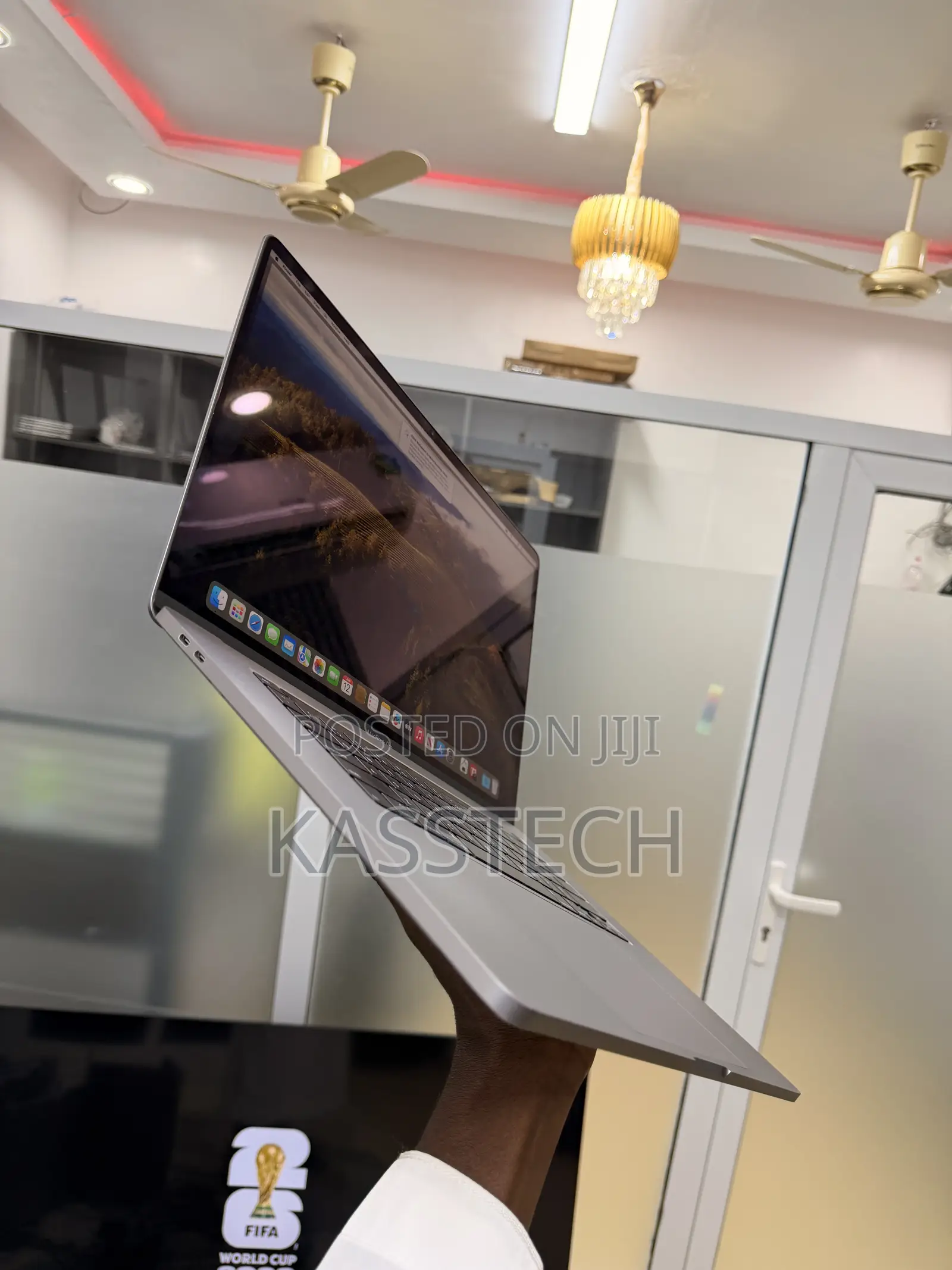 Laptop Apple MacBook Pro 2019 16GB Intel Core i9 SSD 1T