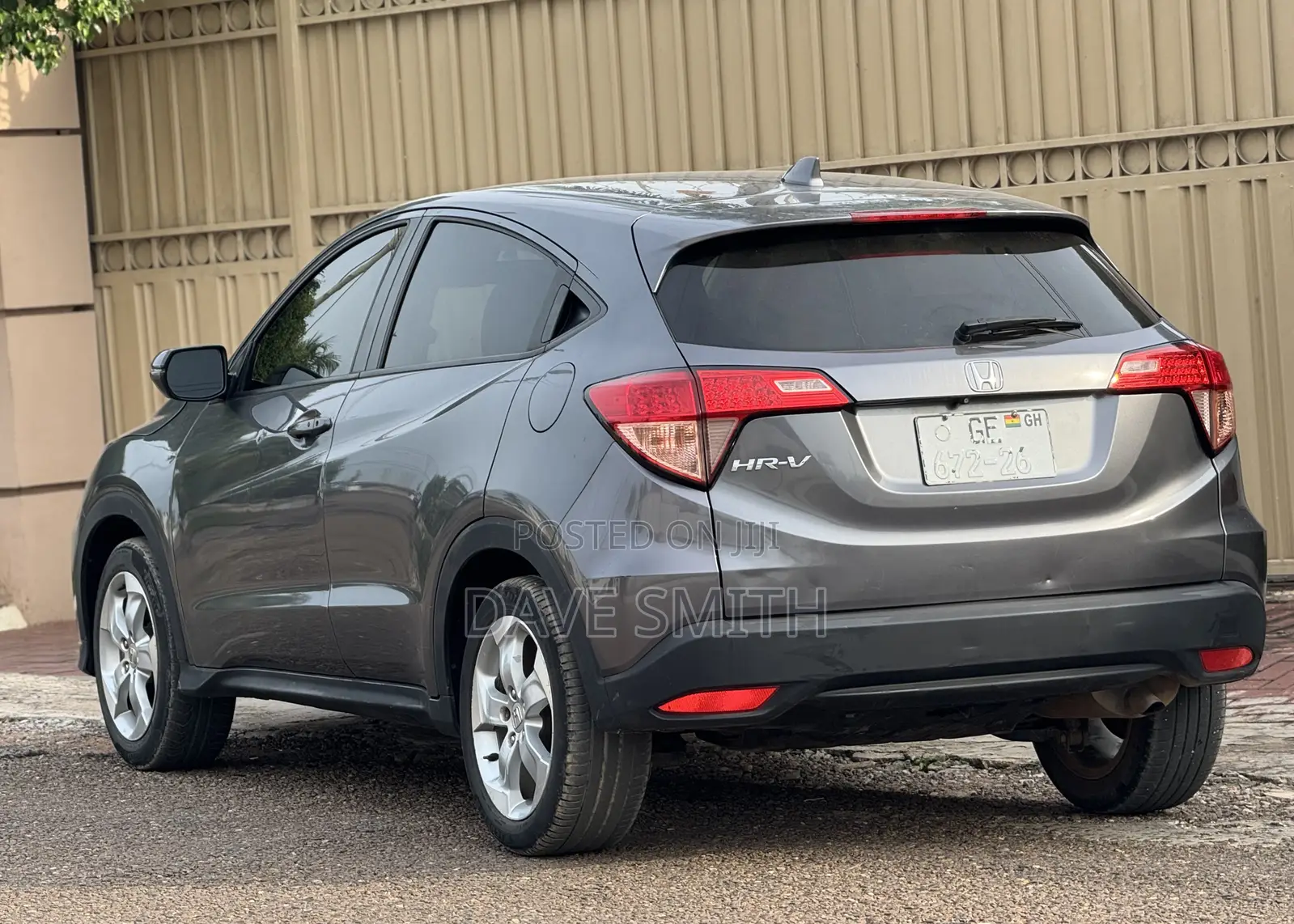 Honda HR-V 4dr SUV (1.5L 4cyl CVT) 2016 Gray