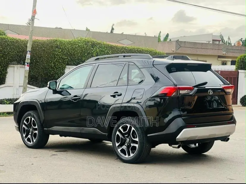 Toyota RAV4 Adventure 2021 Black
