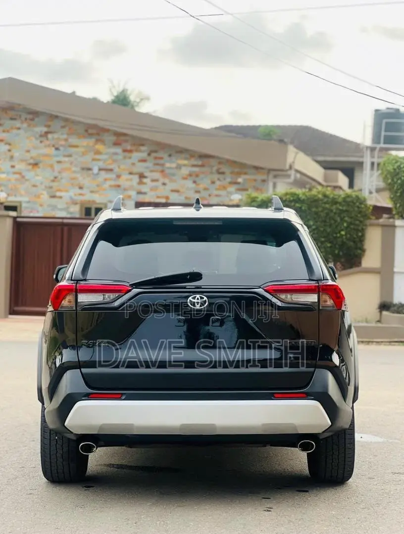 Toyota RAV4 Adventure 2021 Black