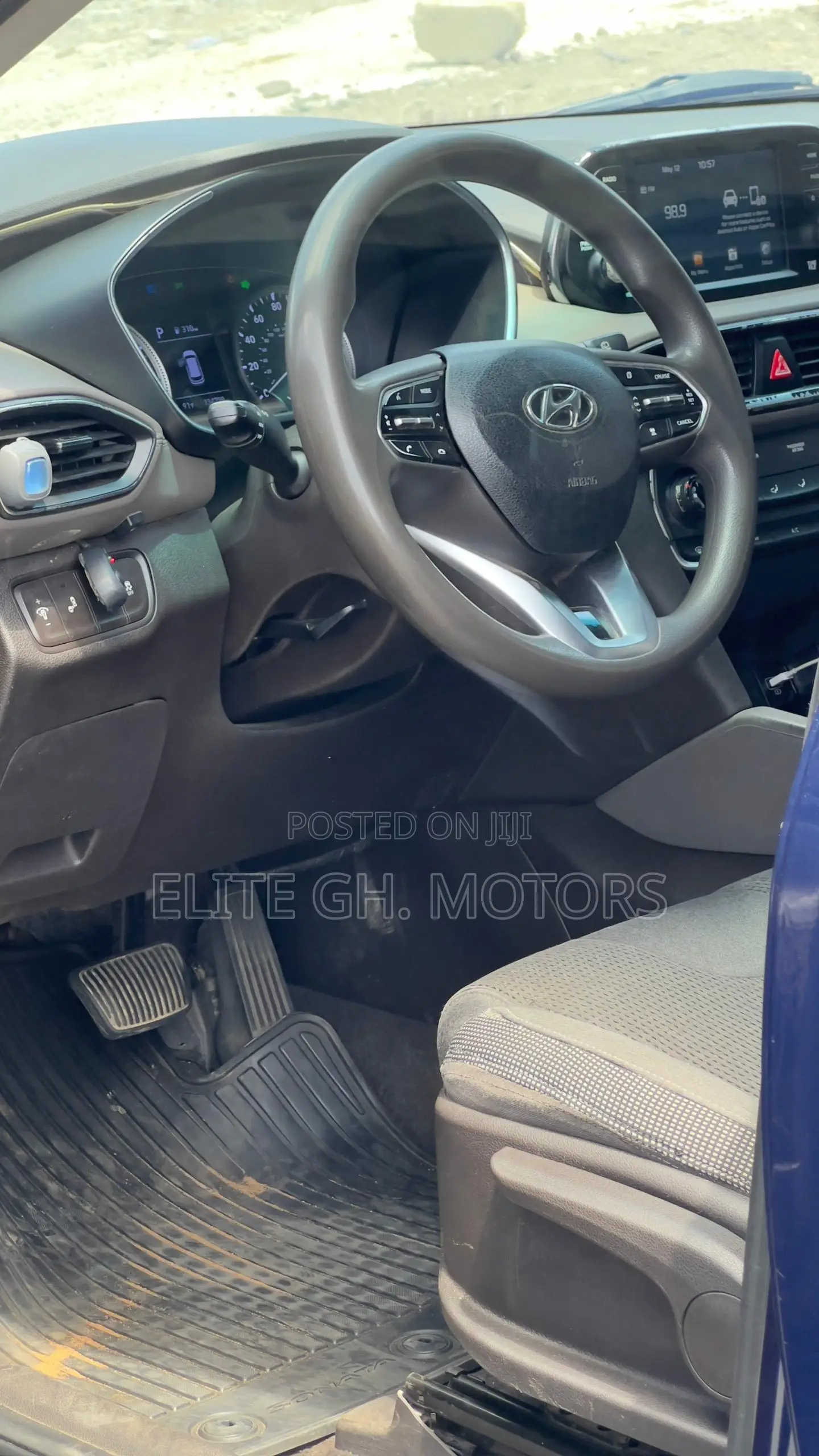 Hyundai Santa Fe 2019 Blue