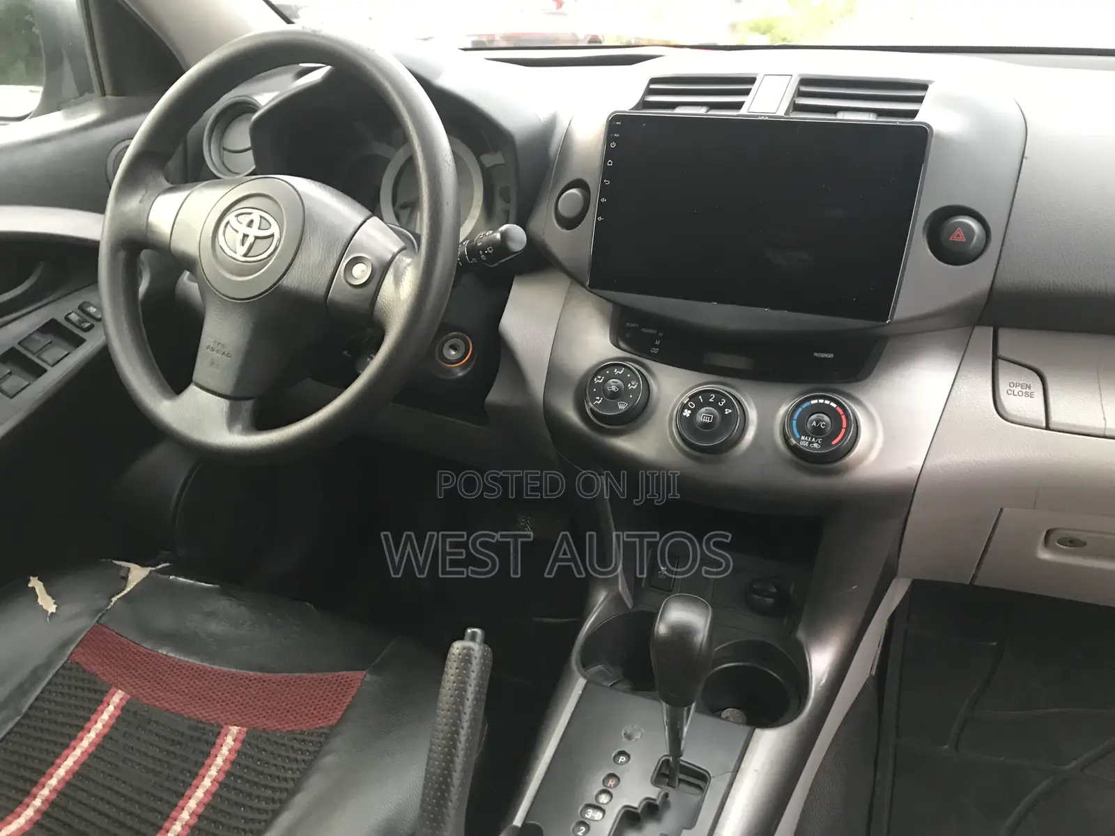 Toyota RAV4 2010 White