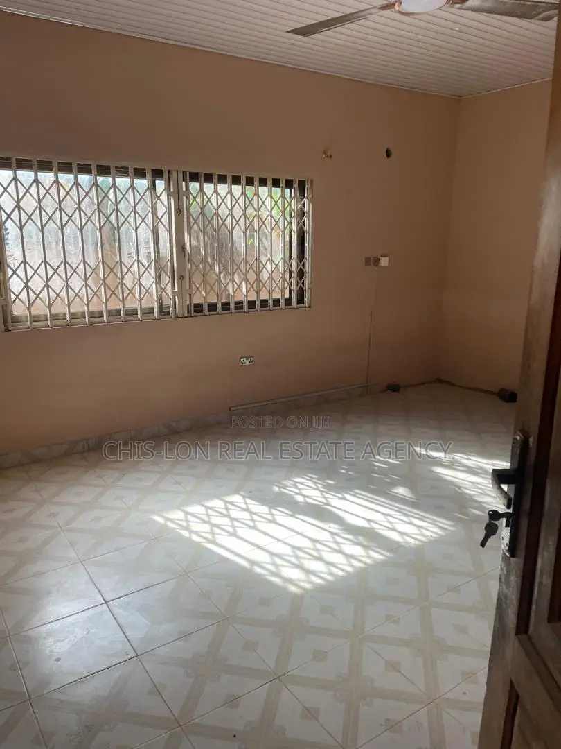 4bdrm House in Kasoa Nyanyano for rent
