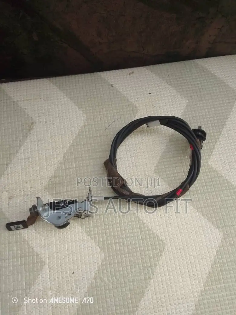 2010-2015 Toyota Rav-4 Fuel Cap Switch With Cable (Uk-46)