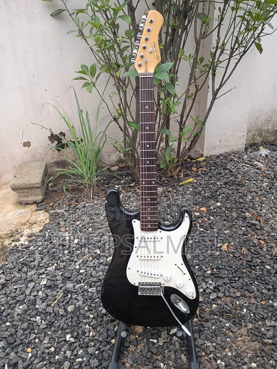 Gear4music Electric Guitar Professional Brand