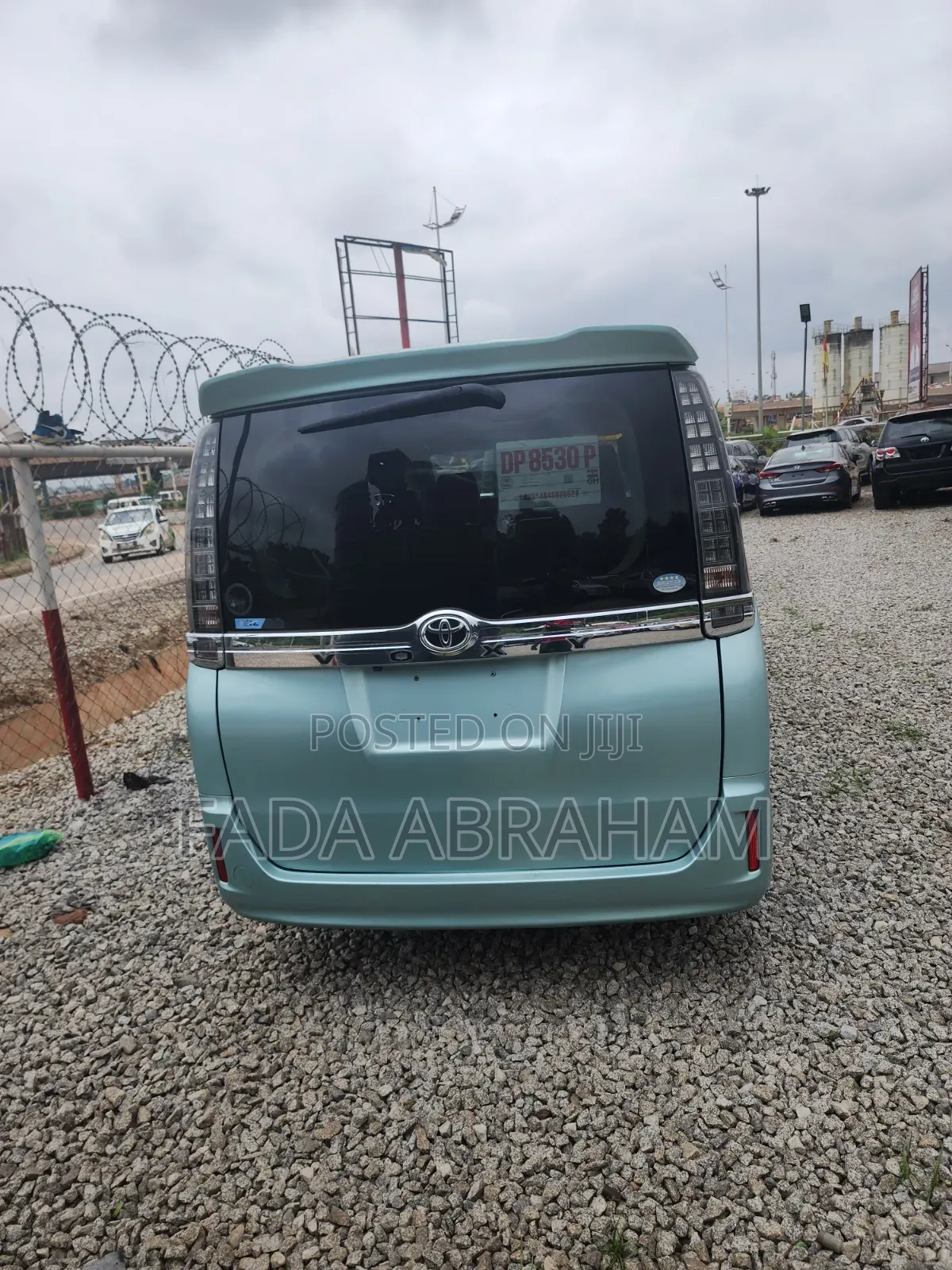 Toyota Voxy 2015 Green