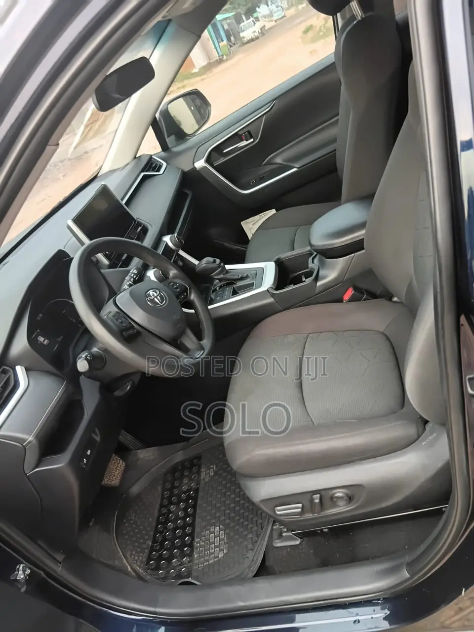 Toyota RAV4 XLE AWD 2024 Blue