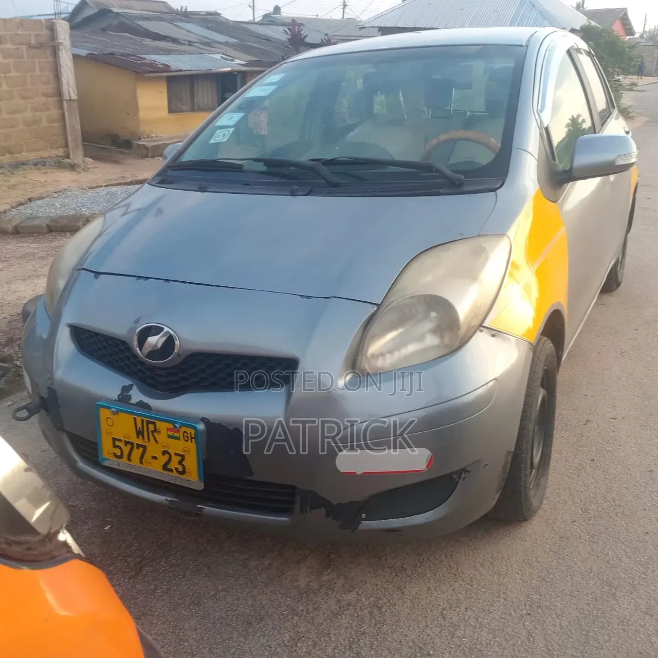 Toyota Vitz 2010 Gray