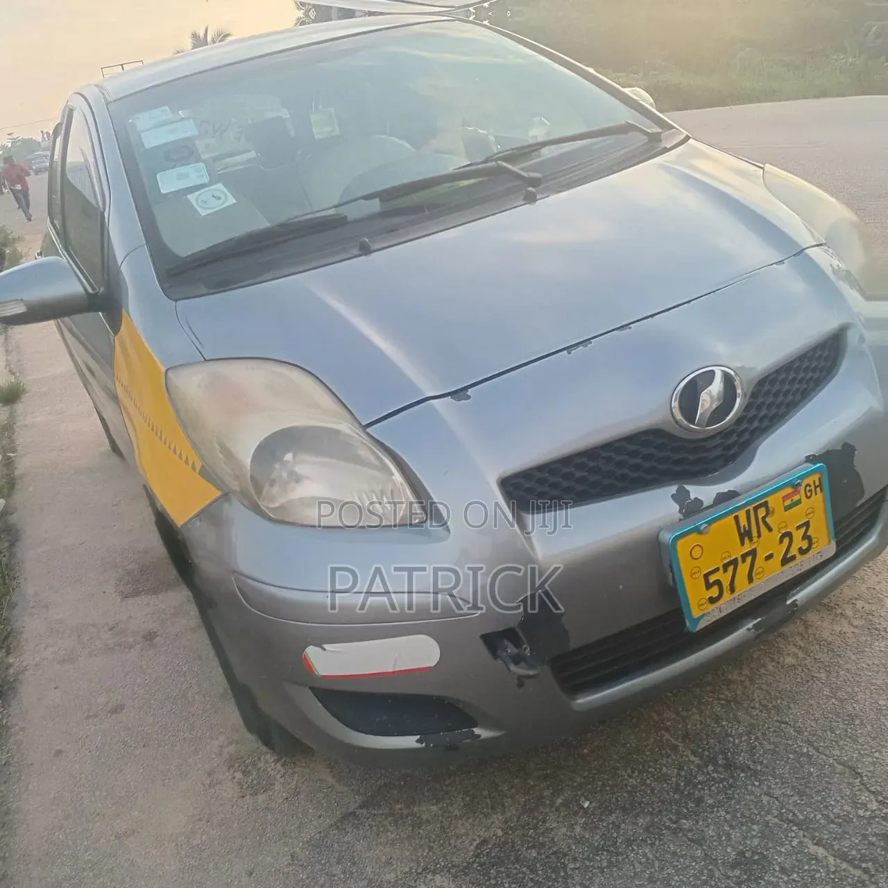 Toyota Vitz 2010 Gray