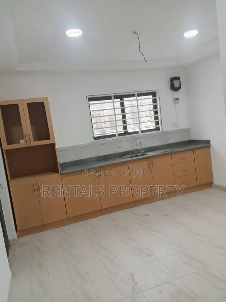 4bdrm Mansion in Frafraha for rent