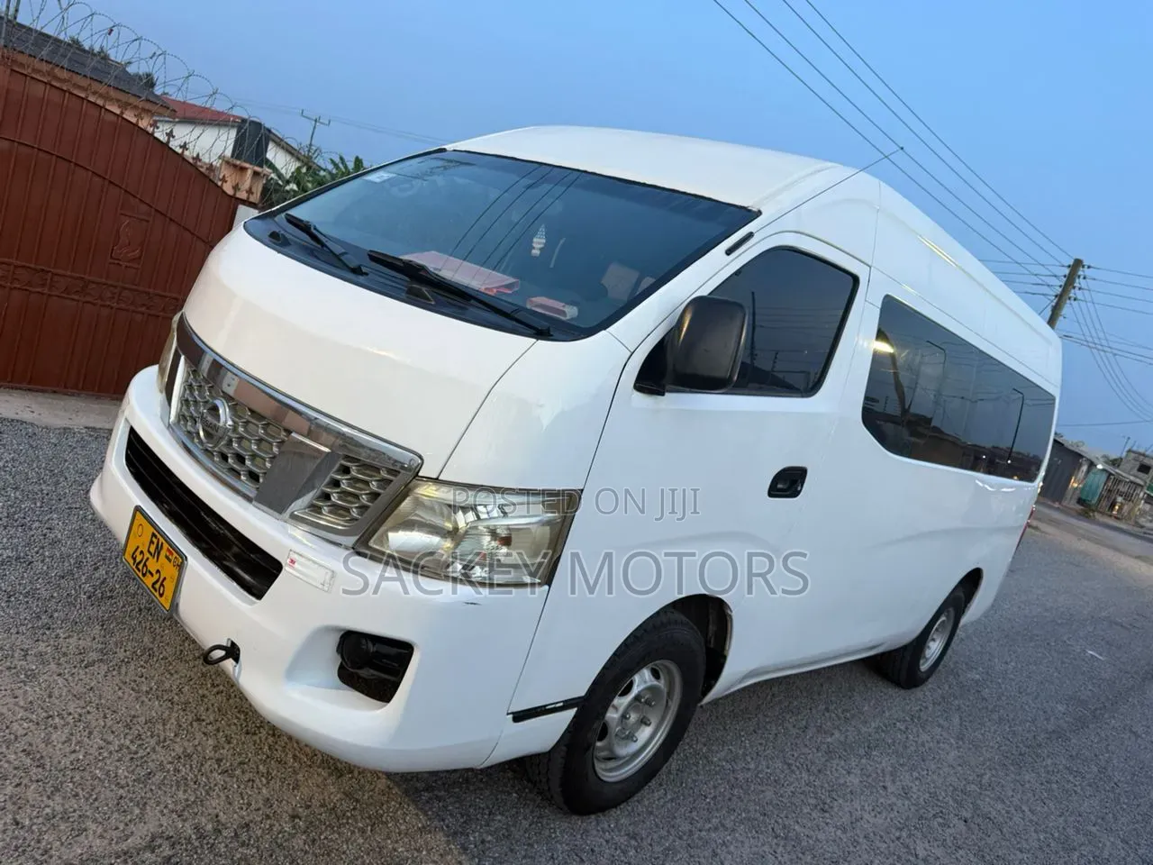 Nissan Caravan (Urvan) 2016 White