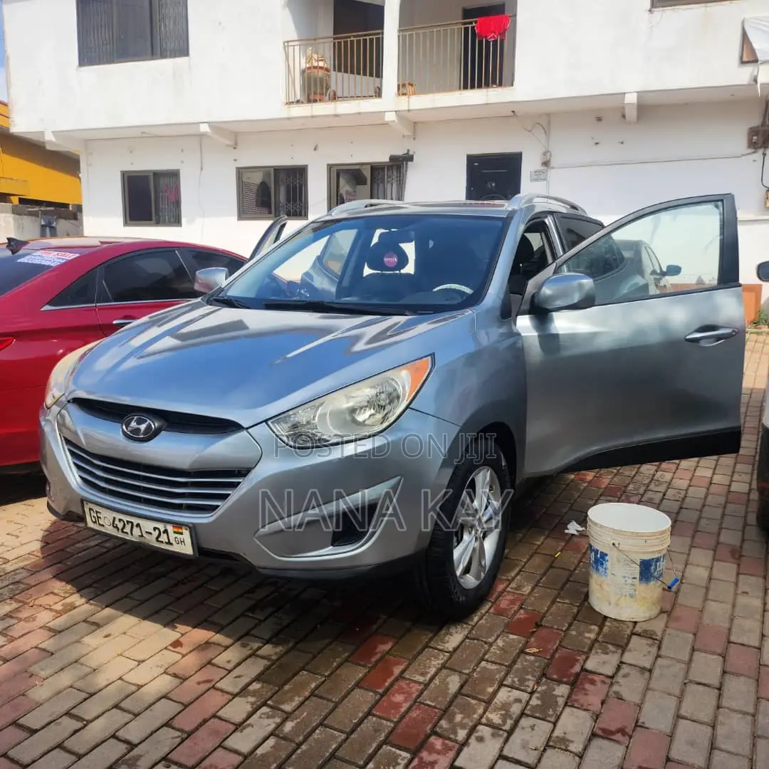 Hyundai Tucson GLS AWD 2011 Gray