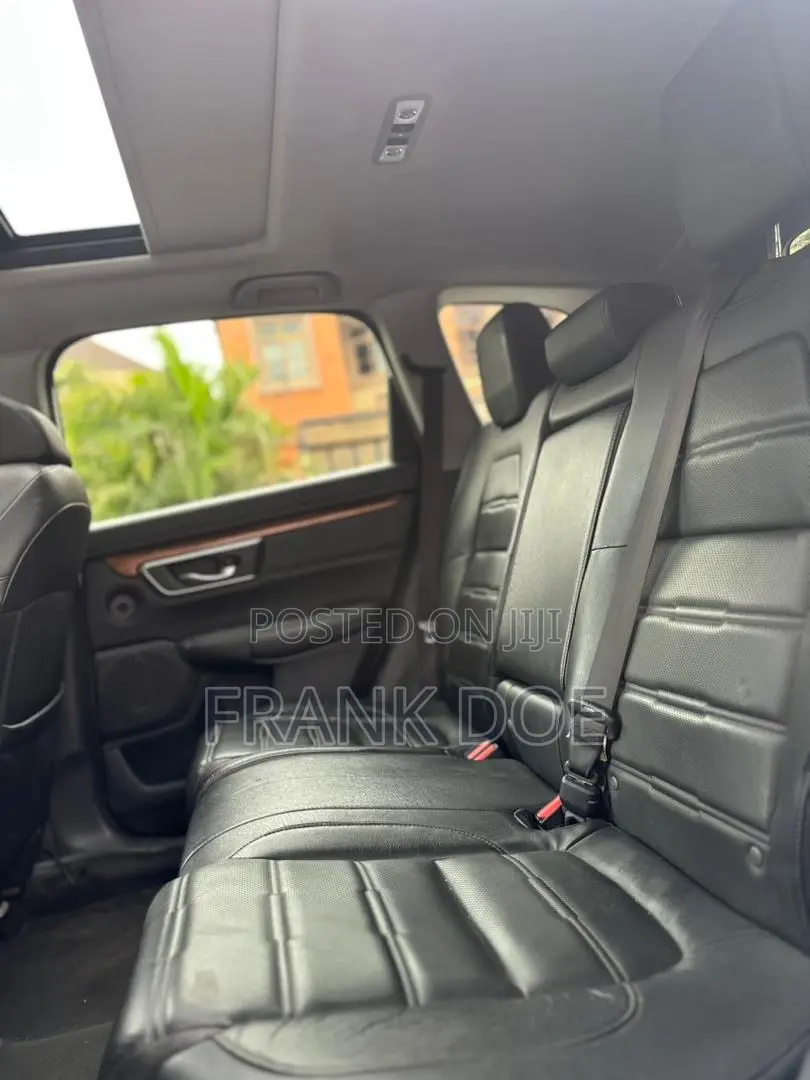 Honda CR-V Touring AWD 2018 White