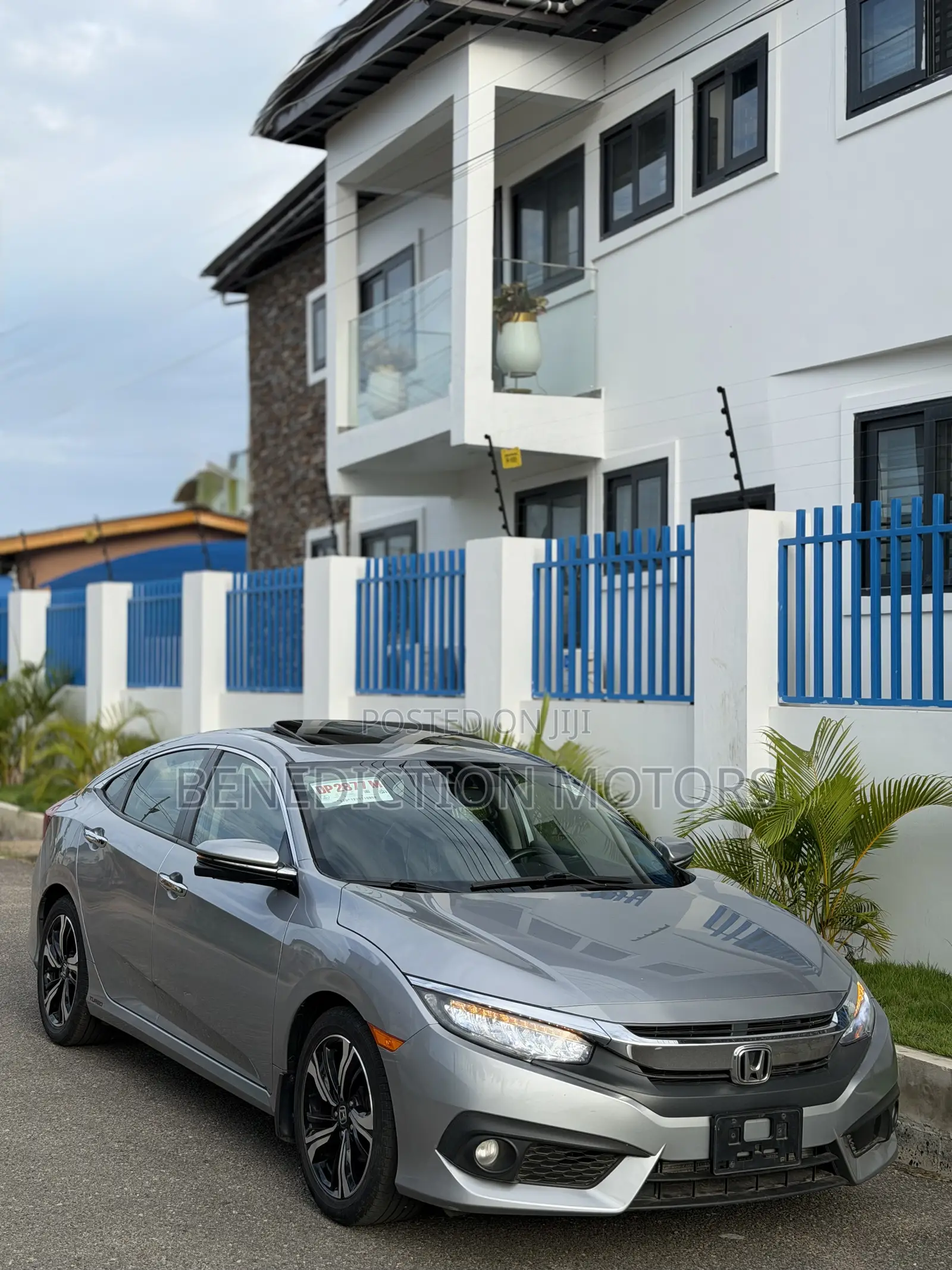 Honda Civic Touring 4dr Sedan (1.5L 4cyl) 2017 Silver