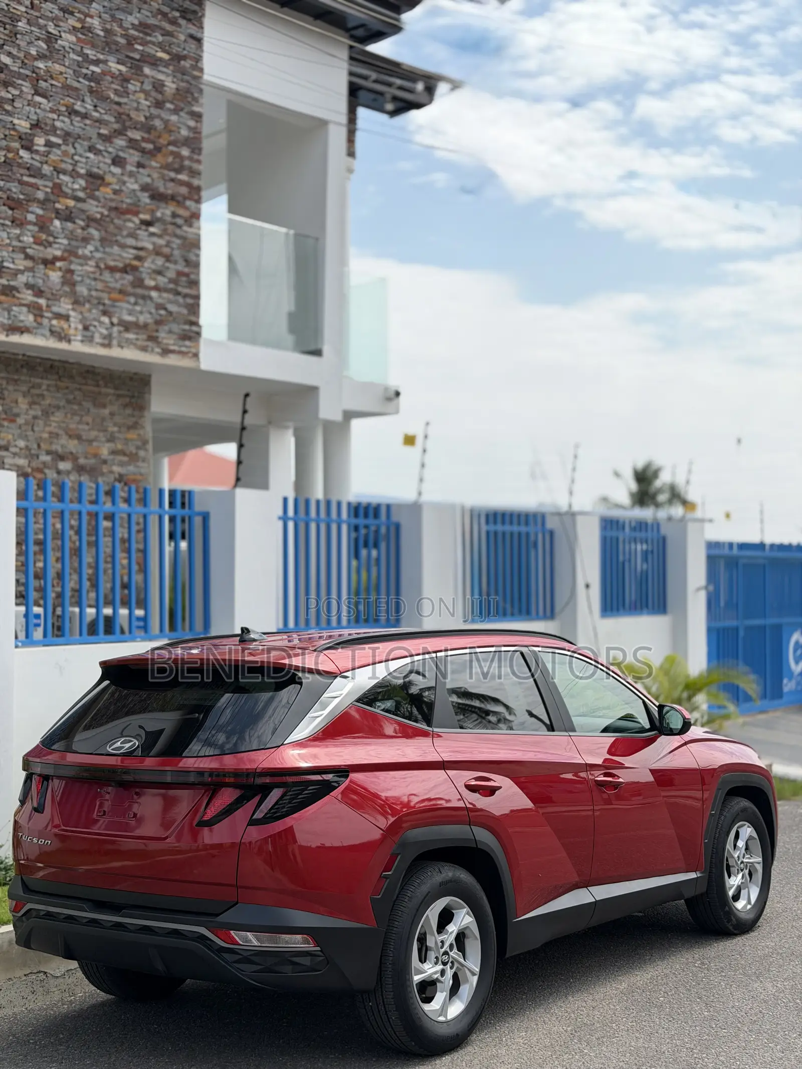 Hyundai Tucson SE 2022 Red