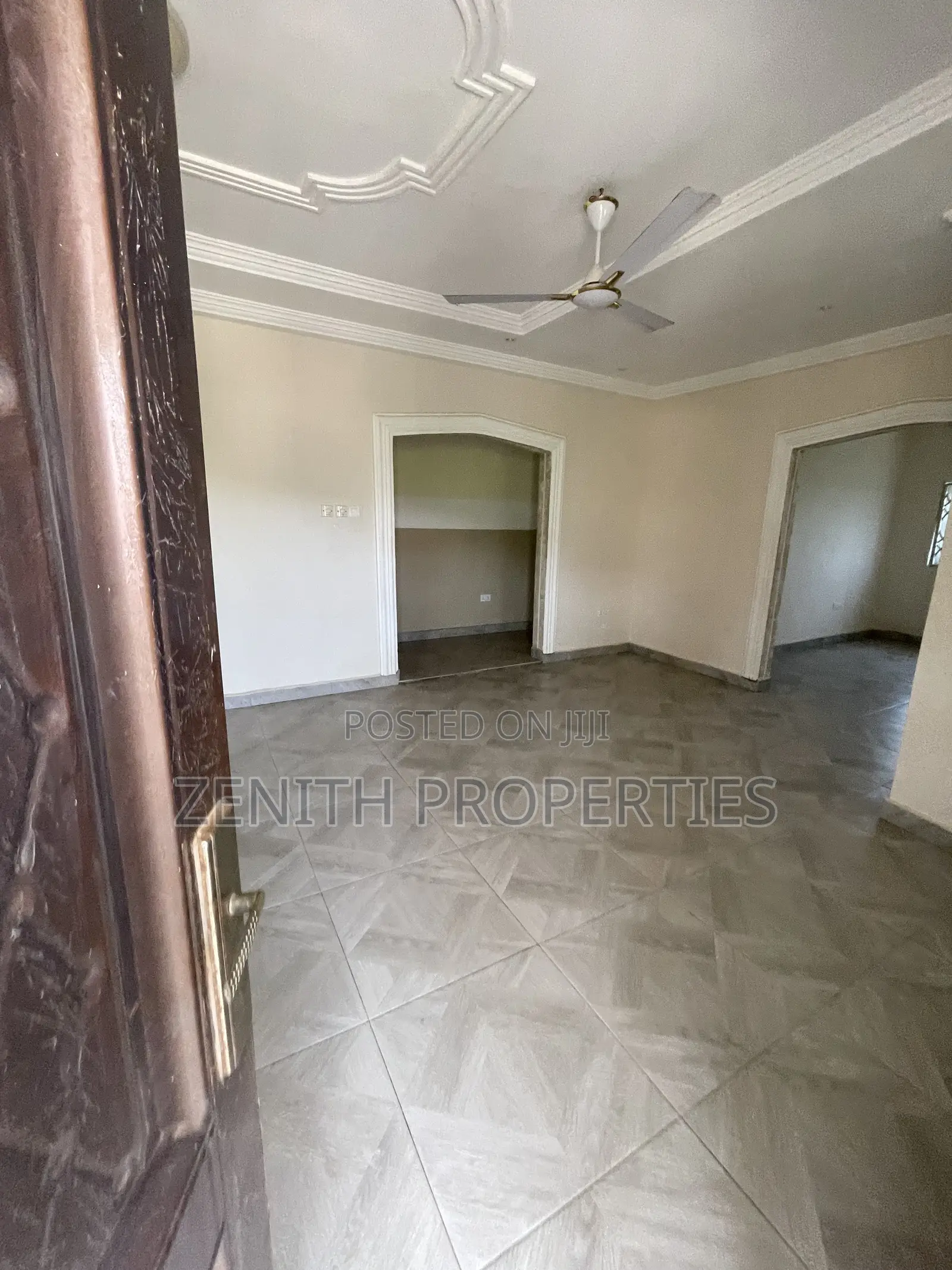3bdrm Apartment in Zenith Properties, Old Barrier for rent
