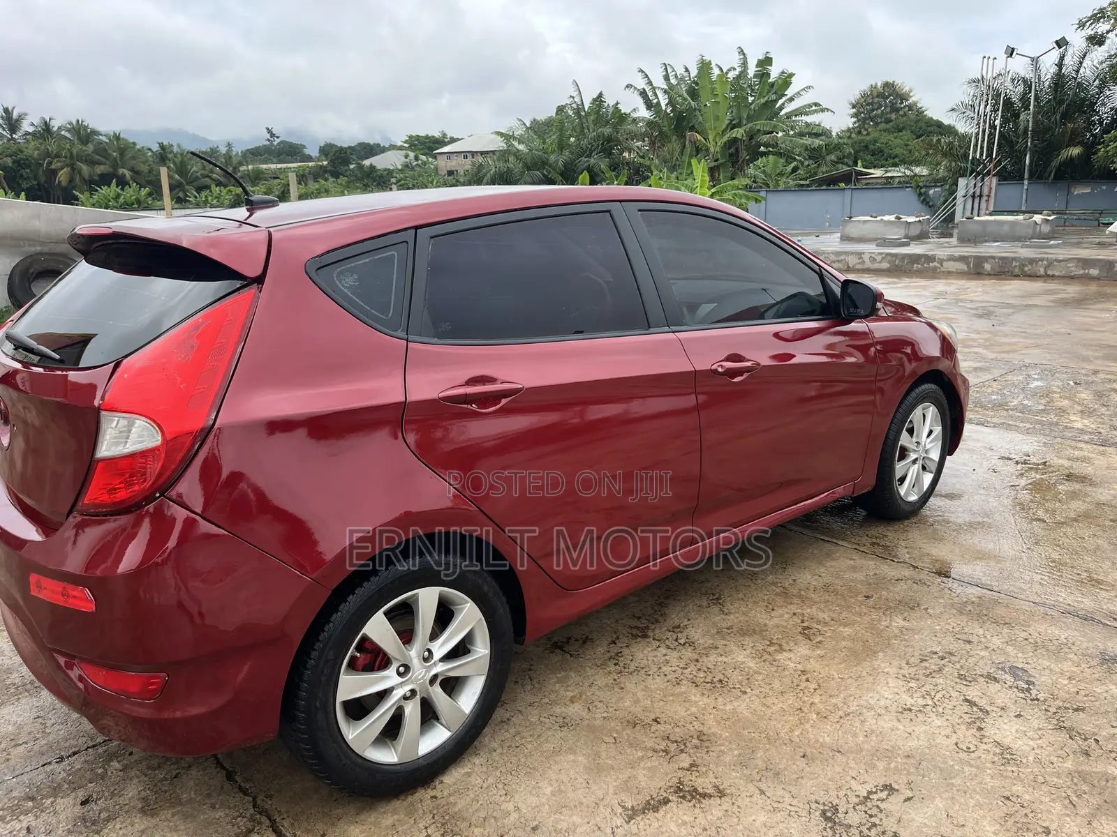 Hyundai Accent 2016 Red