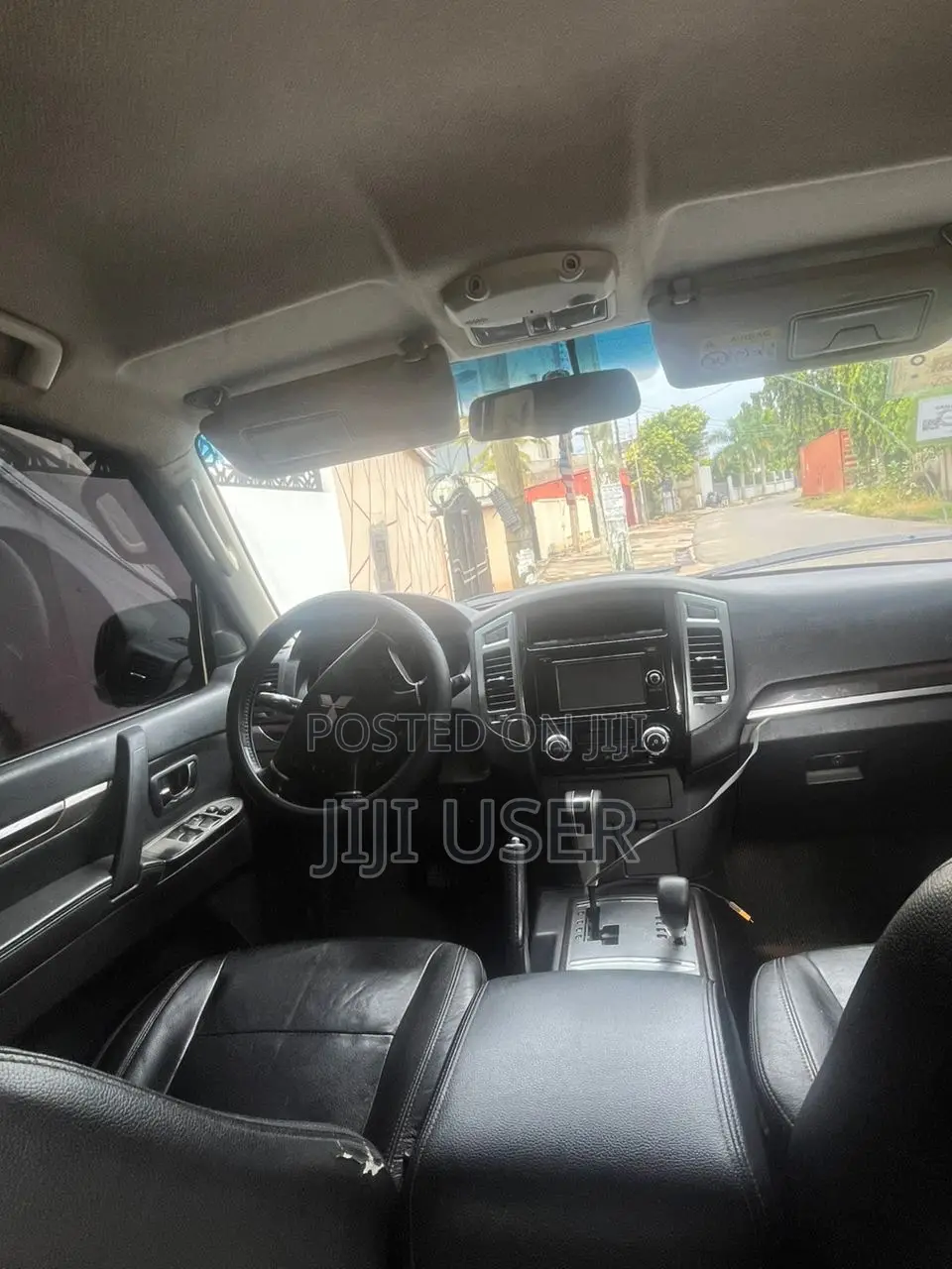 Mitsubishi Pajero V80 3.5 V6 GL/GLS 2019 Black