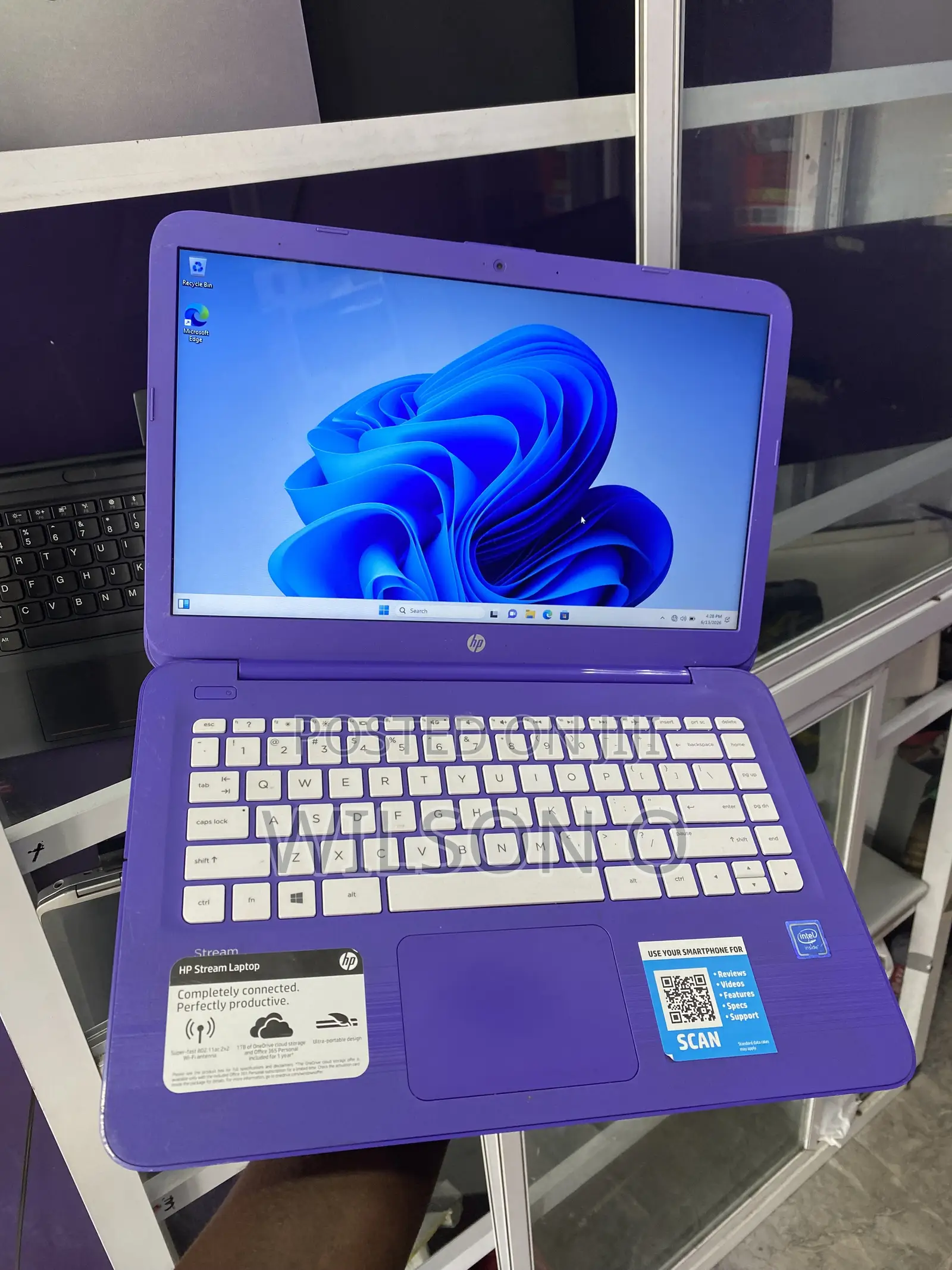 Laptop HP Stream 14 4GB Intel Celeron SSD 60GB