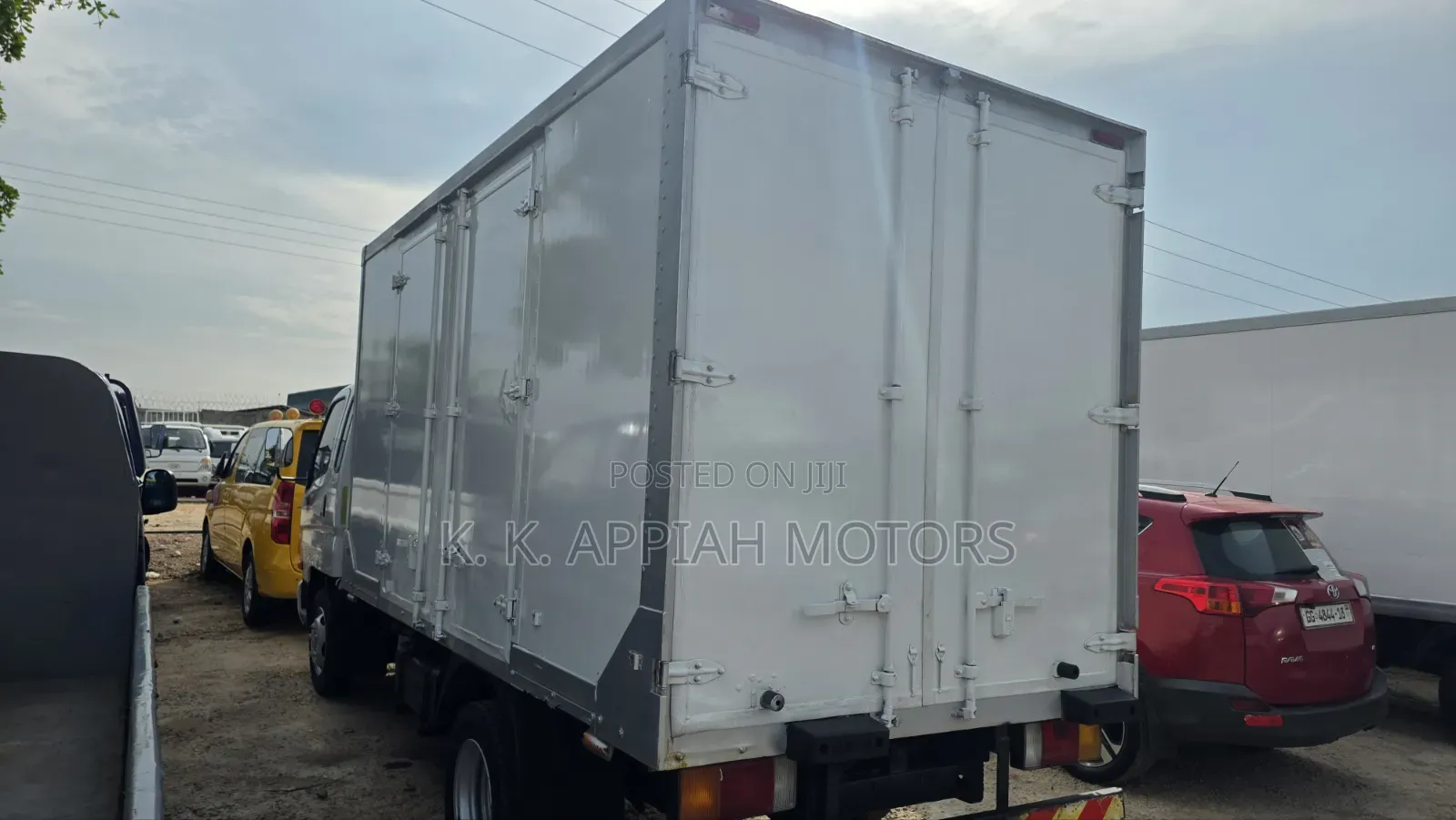 Hyundia Mighty Container Truck
