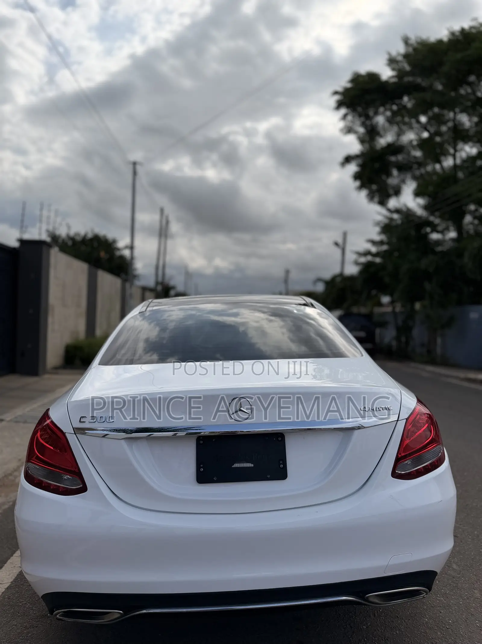 Mercedes-Benz C300 Luxury 4matic Sedan AWD (2.0L 4cyl 7A) 2017 White