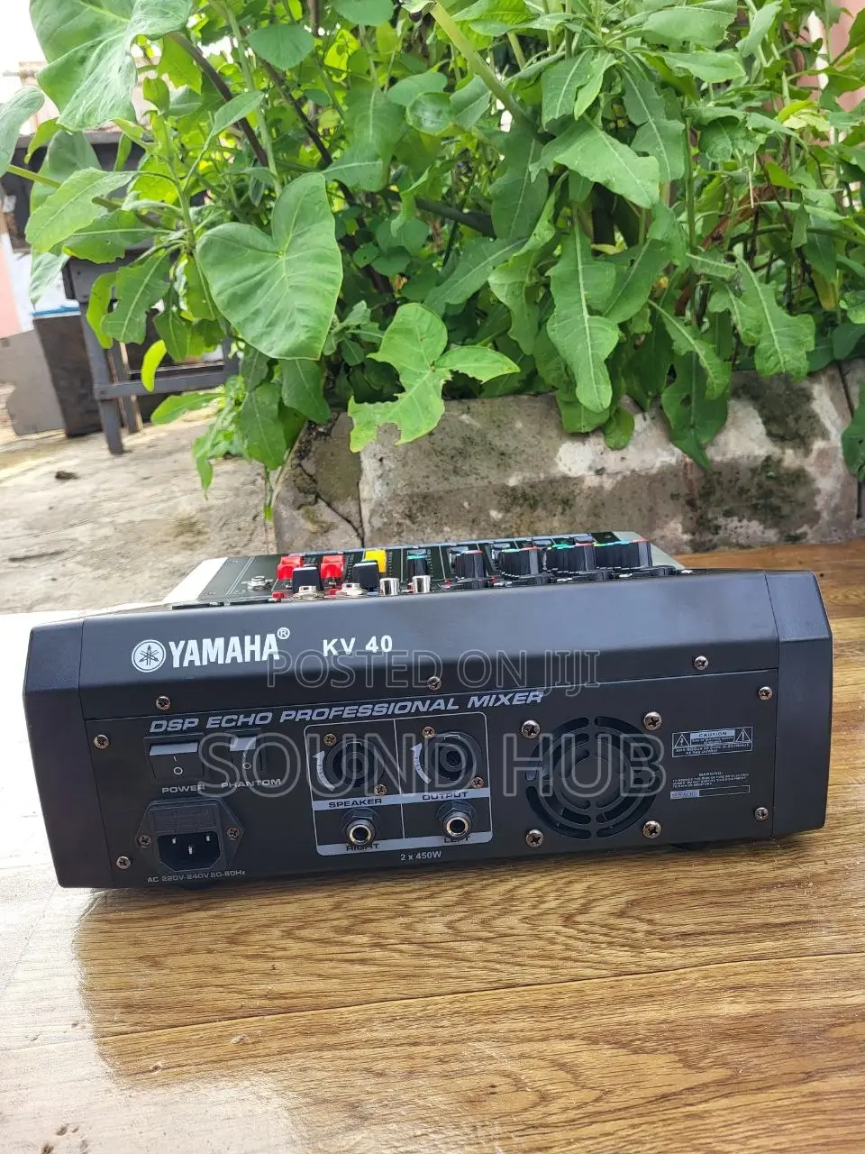 Yamaha Professional Powered Mixer / Amplifier