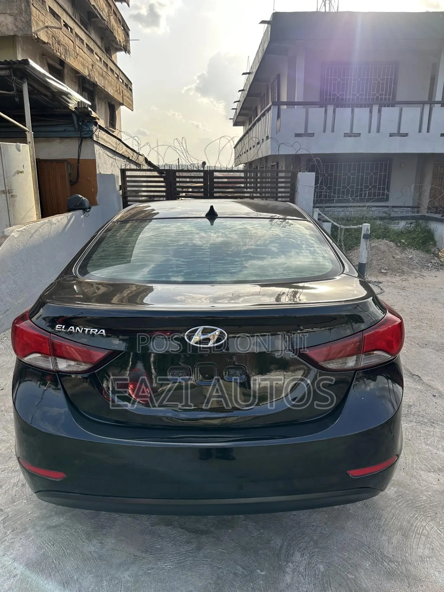Hyundai Elantra SE 4dr Sedan (1.8L 4cyl 6A) 2014 Black