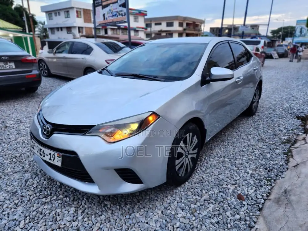 Toyota Corolla 2016 Gray