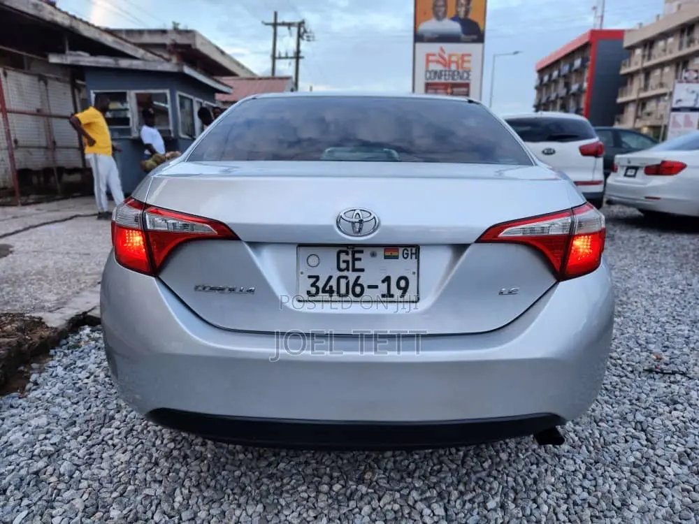 Toyota Corolla 2016 Gray
