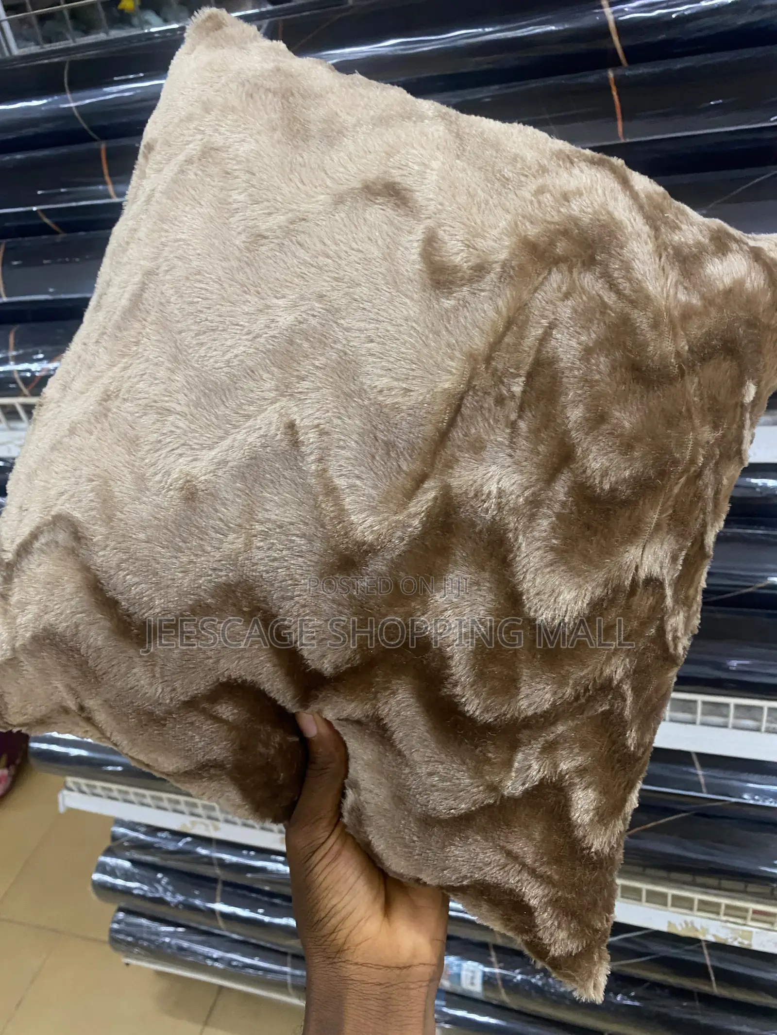 2 Plush Faux Fur Decorative Cushion