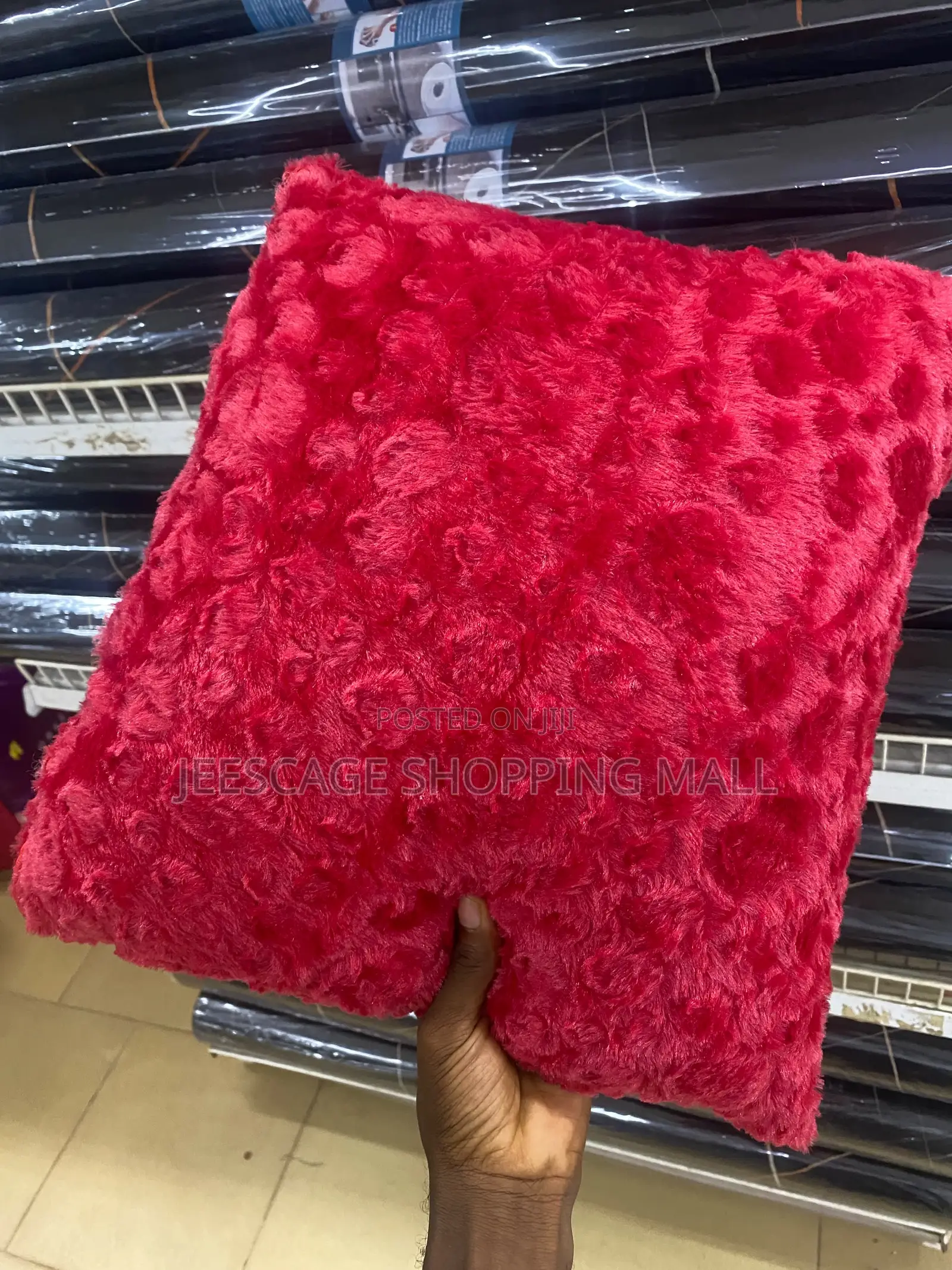 2 Plush Faux Fur Decorative Cushion